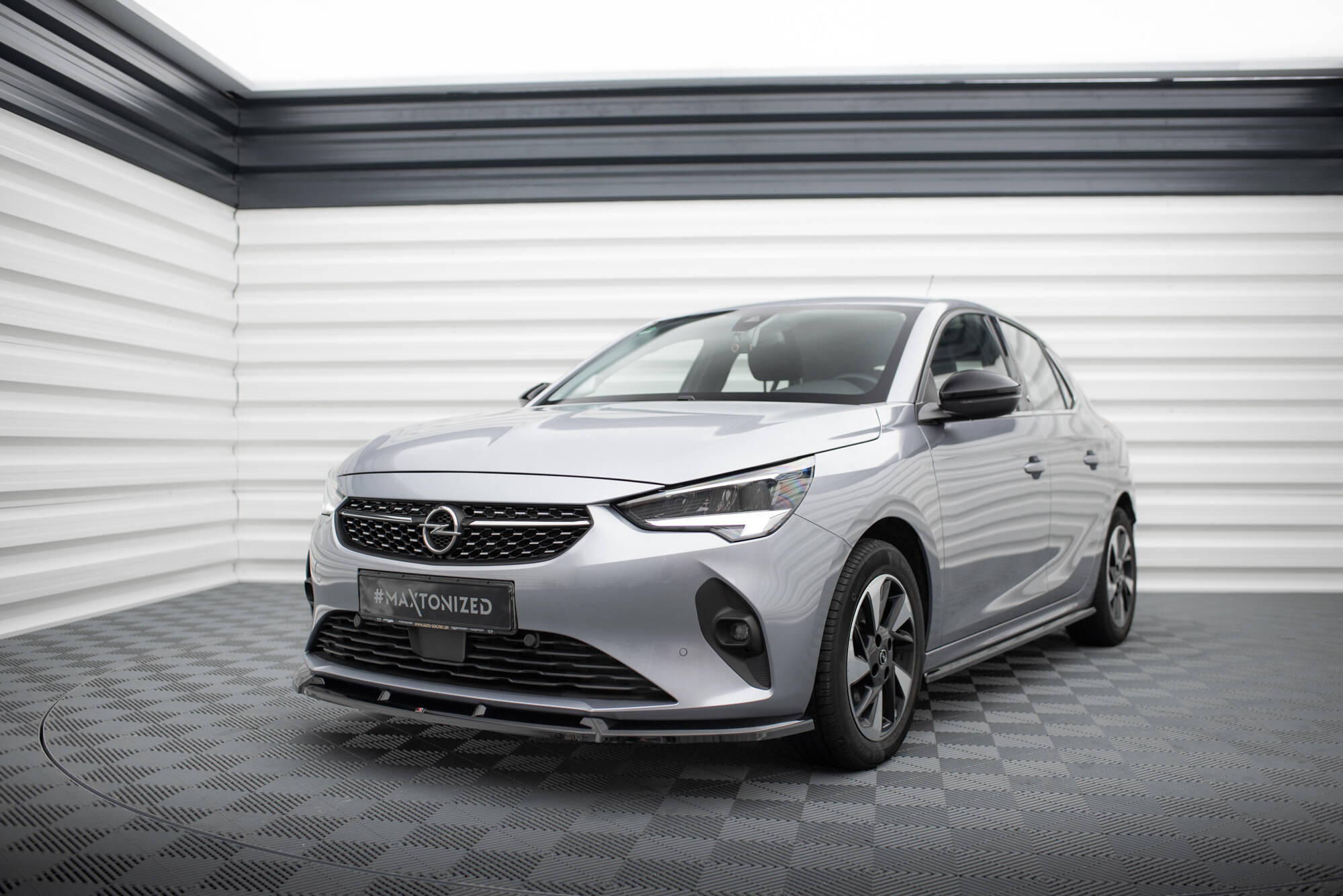 Street+ Spoilerlippe Front Ansatz V.1 passend für Opel Corsa F Mk6 schwarz Hochglanz