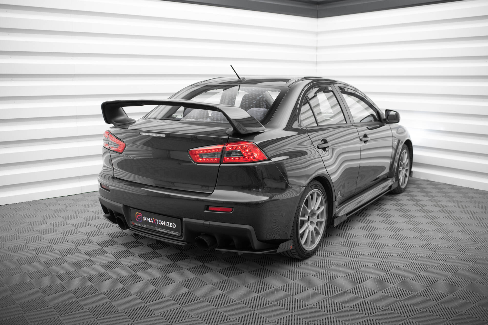Street Pro Heckschürze Heck Ansatz Diffusor passend für Mitsubishi Lancer EVO X