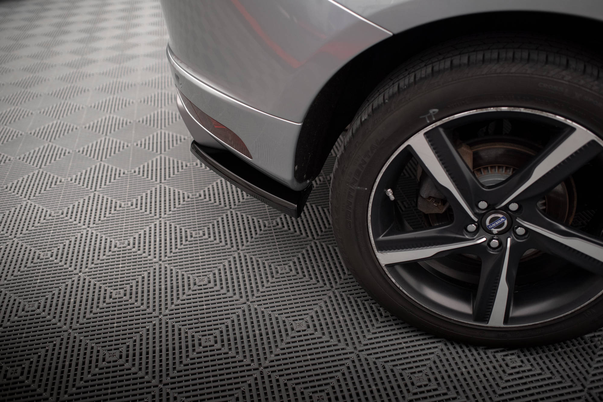 Street+ Heck Ansatz Flaps passend für Volvo XC60 R-Design Mk1 FL schwarz Hochglanz