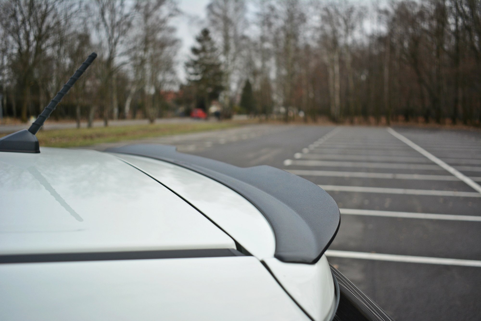 Heckspoiler Lippe passend für SSANGYONG TIVOLI schwarz Hochglanz