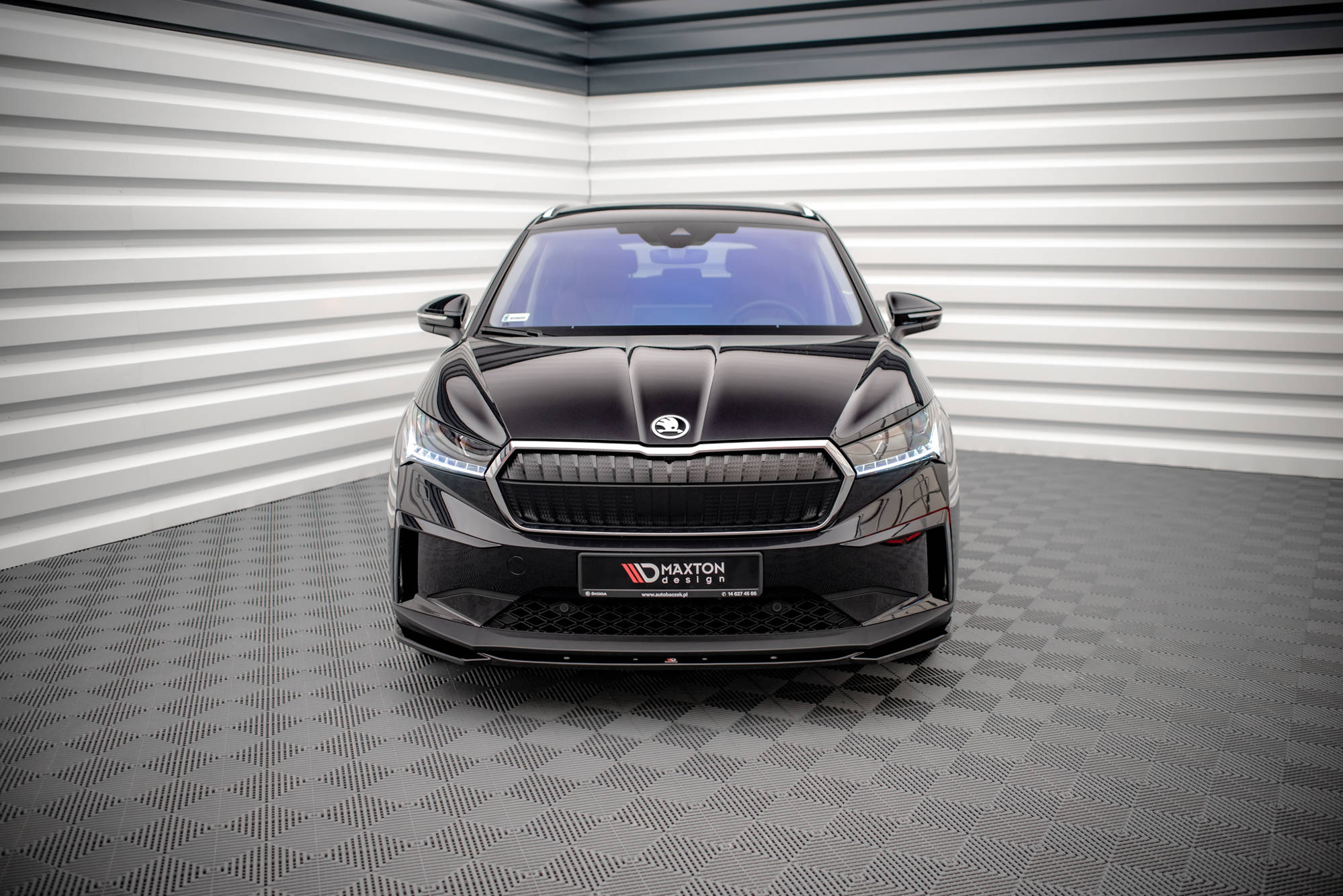 Street+ Spoilerlippe Front Ansatz V.3 passend für Skoda Enyaq iV schwarz Hochglanz