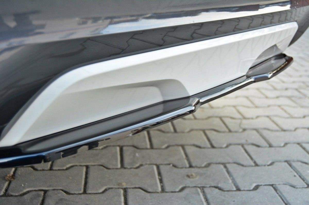 Mittlerer Diffusor Heck Ansatz für BMW X4 M Paket Carbon Look