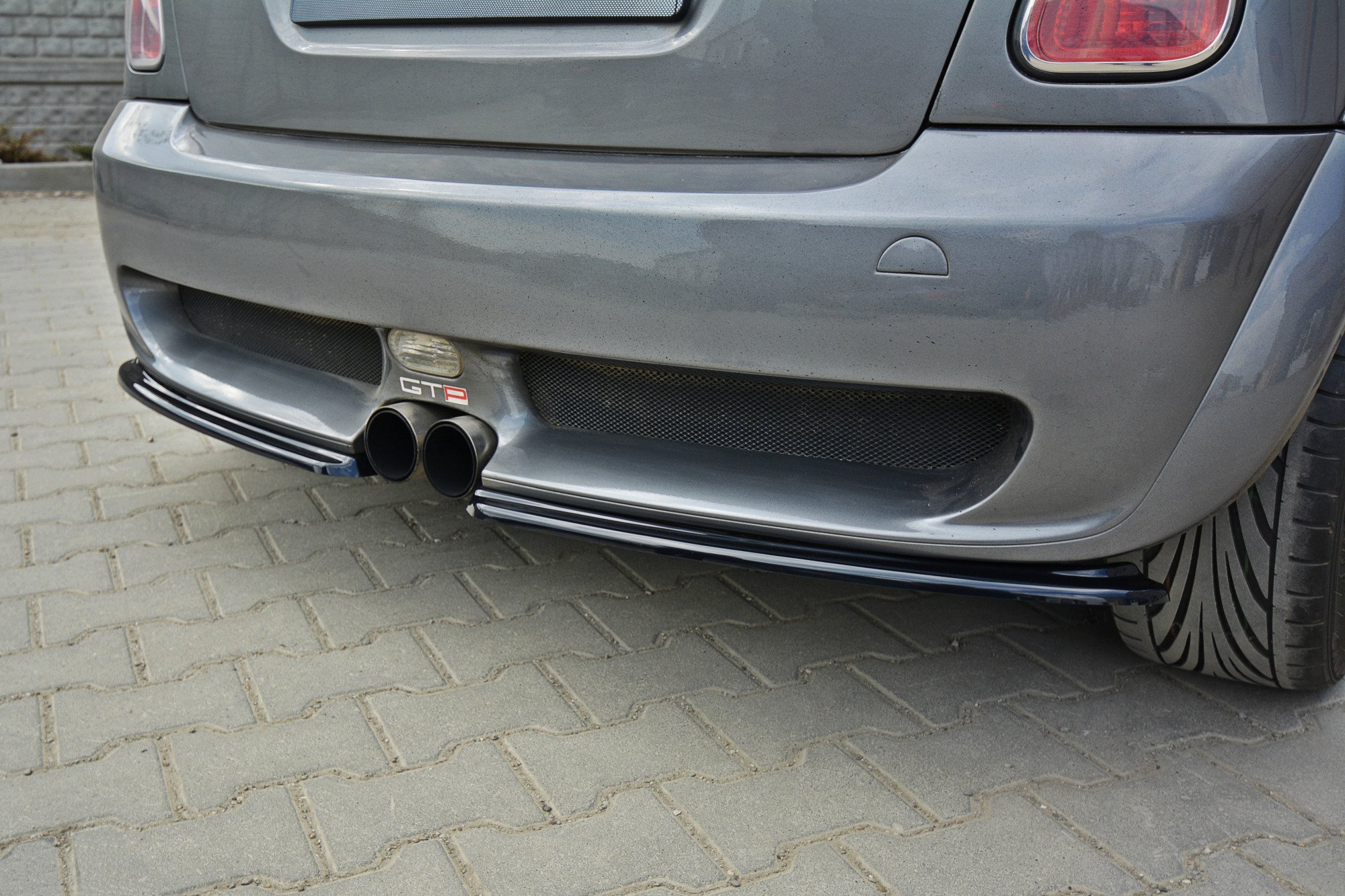 Heck Ansatz Flaps Diffusor für MINI R53 COOPER S JCW schwarz Hochglanz