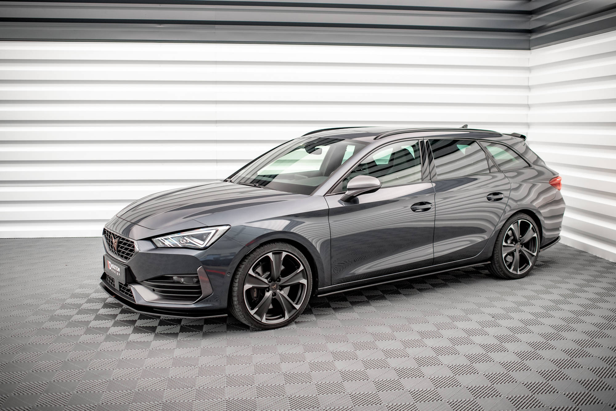 Seitenschweller Ansatz Paar passend für CUPRA Leon ST / Hatchback Mk1 / Mk1 FL schwarz matt