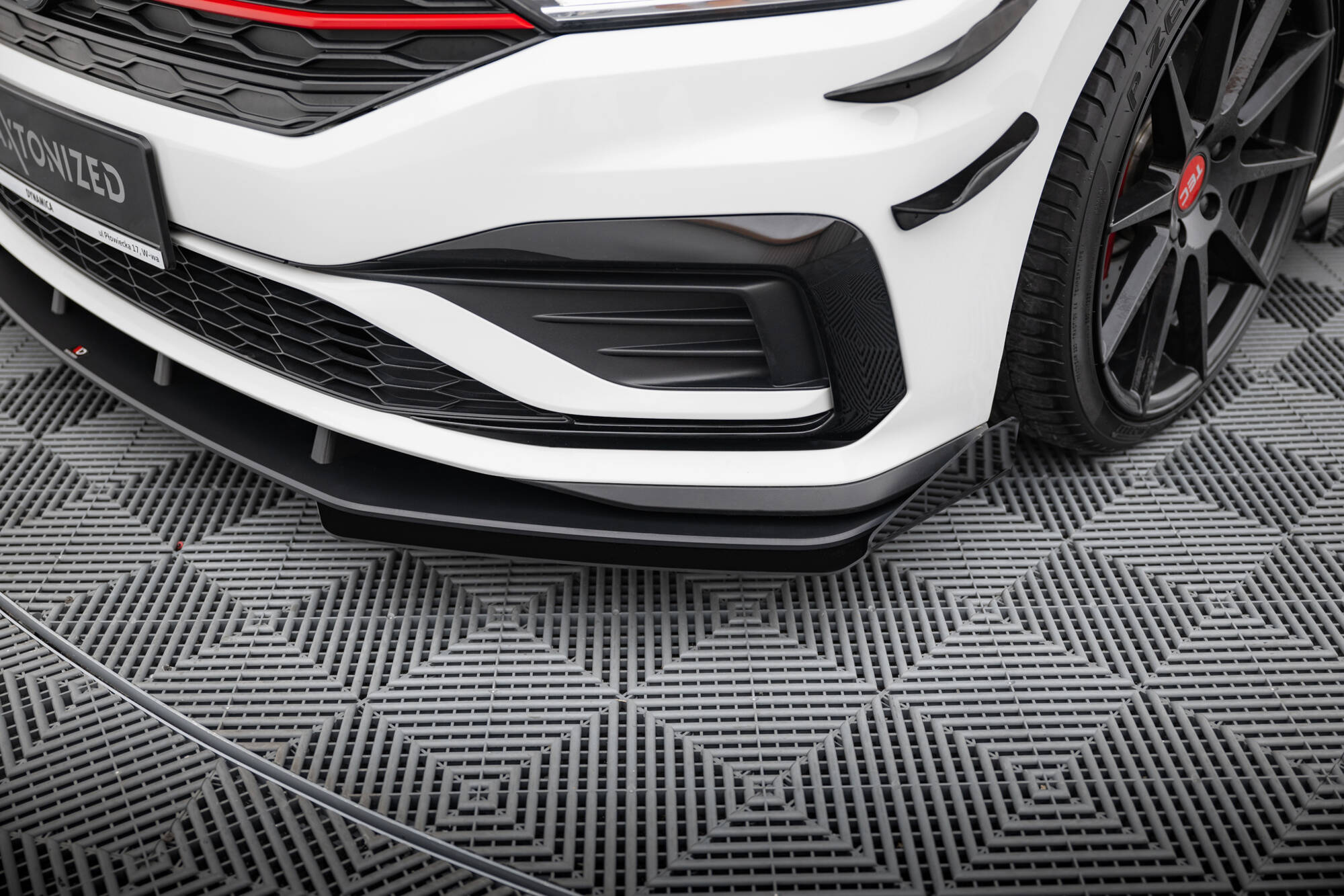Front Stoßstange Flaps passend für VW Jetta GLI Mk7 schwarz Hochglanz