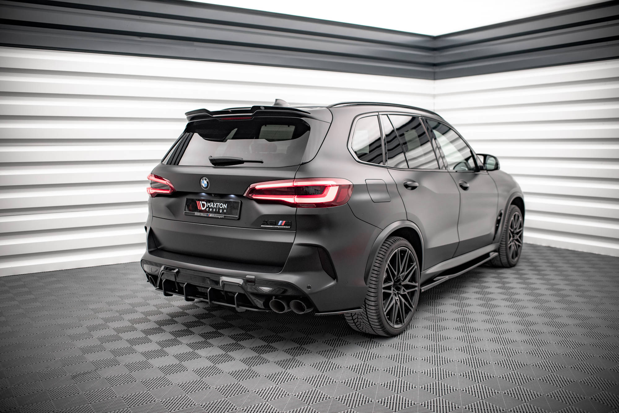 Heck Spoiler Aufsatz Abrisskante passend für BMW X5M F95 / F95 FL schwarz Hochglanz