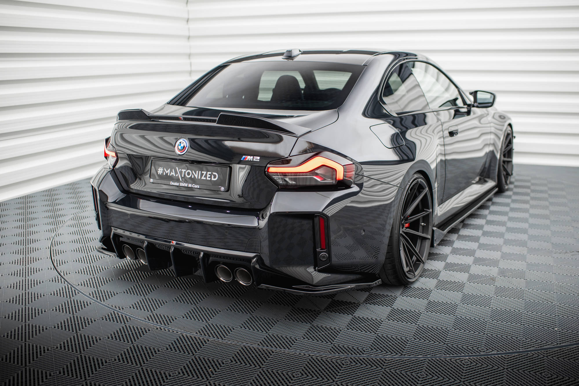 Street+ Heck Ansatz Flaps V.3 passend für BMW M2 G87 schwarz Hochglanz