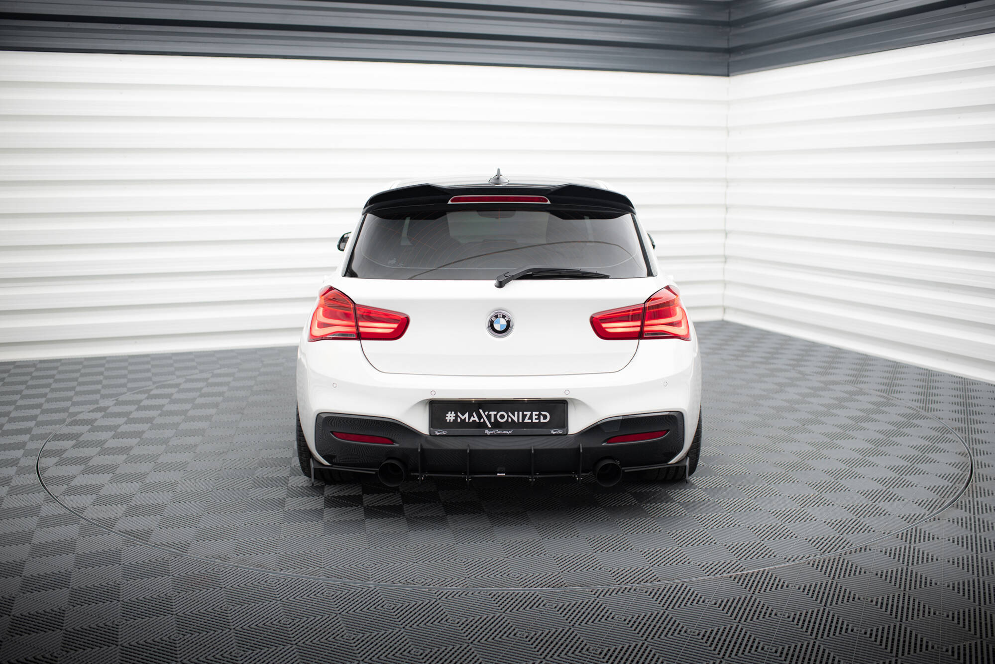 BMW 1er F20/F21 M-POWER FACELIFT - Diffusor Heck Ansatz für Heckschürze V.1 für