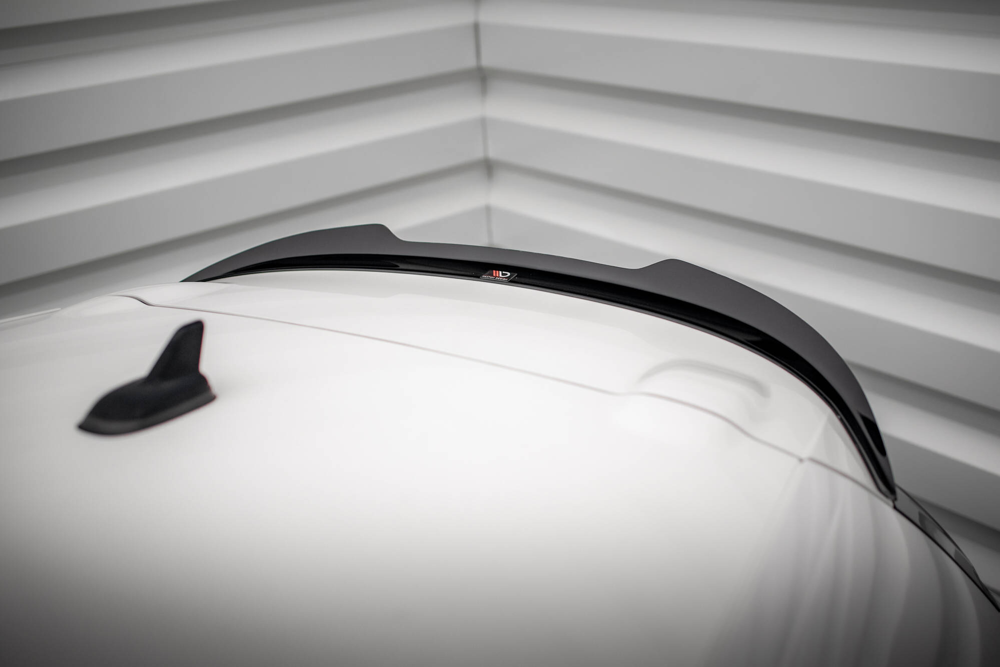 Heck Spoiler Aufsatz Abrisskante V.2 passend für VW Scirocco R Mk3 schwarz Hochglanz