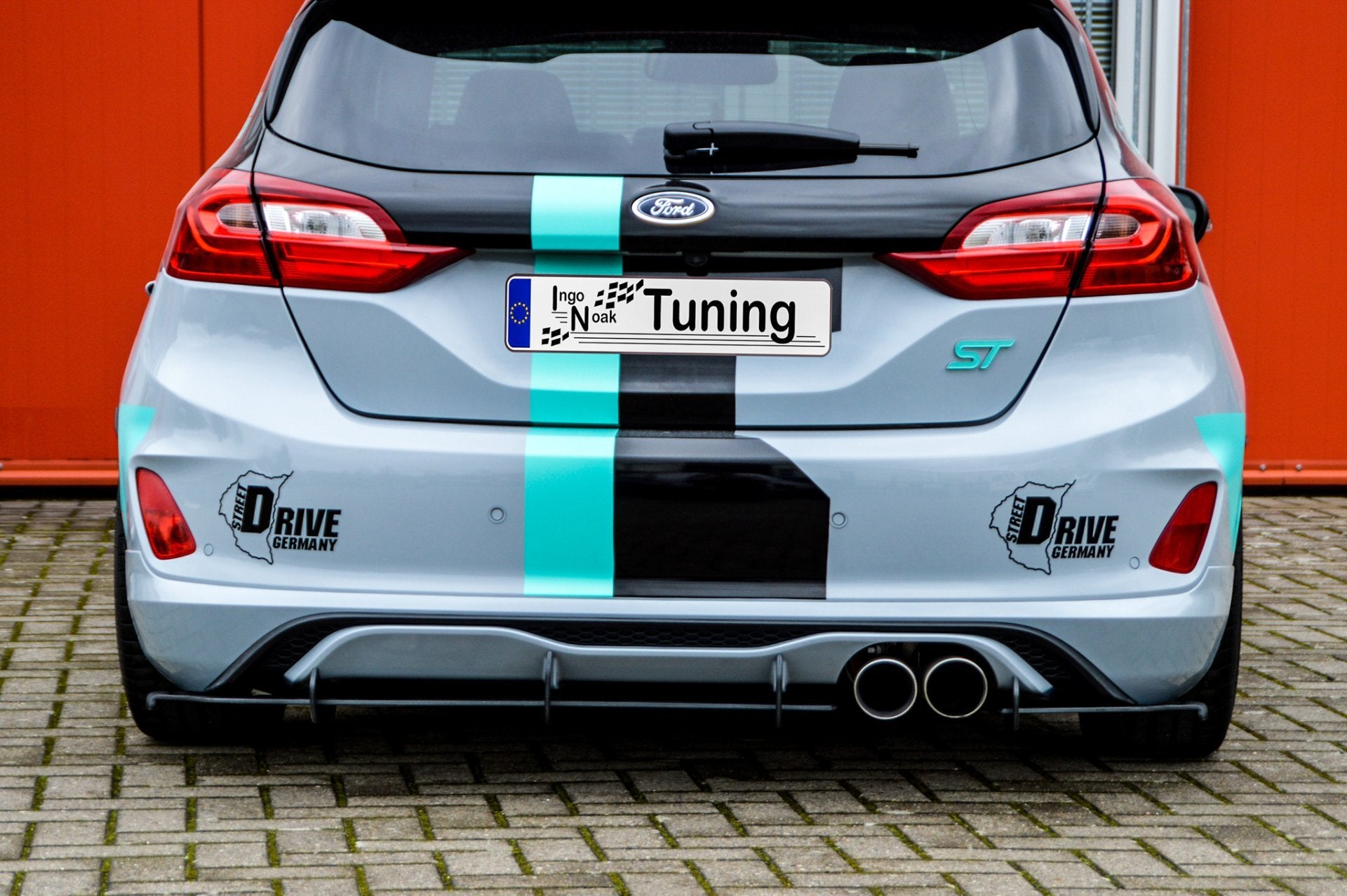 Gefräster Heckansatz mit Finnen aus ABS für Ford Fiesta ST MK8 JHH