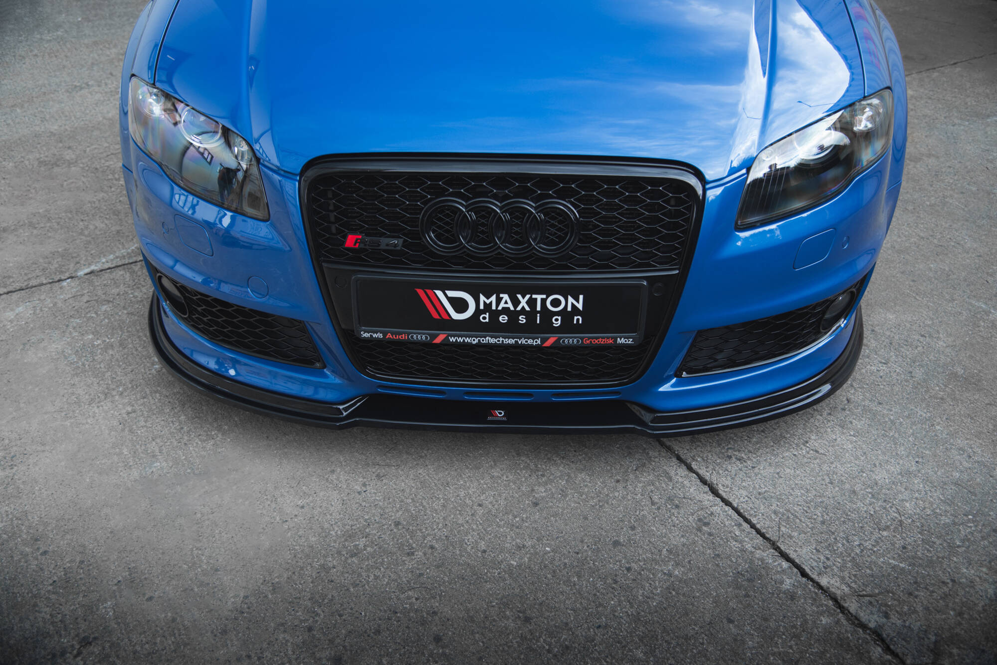 Front Ansatz V.1 für Audi RS4 B7 schwarz Hochglanz