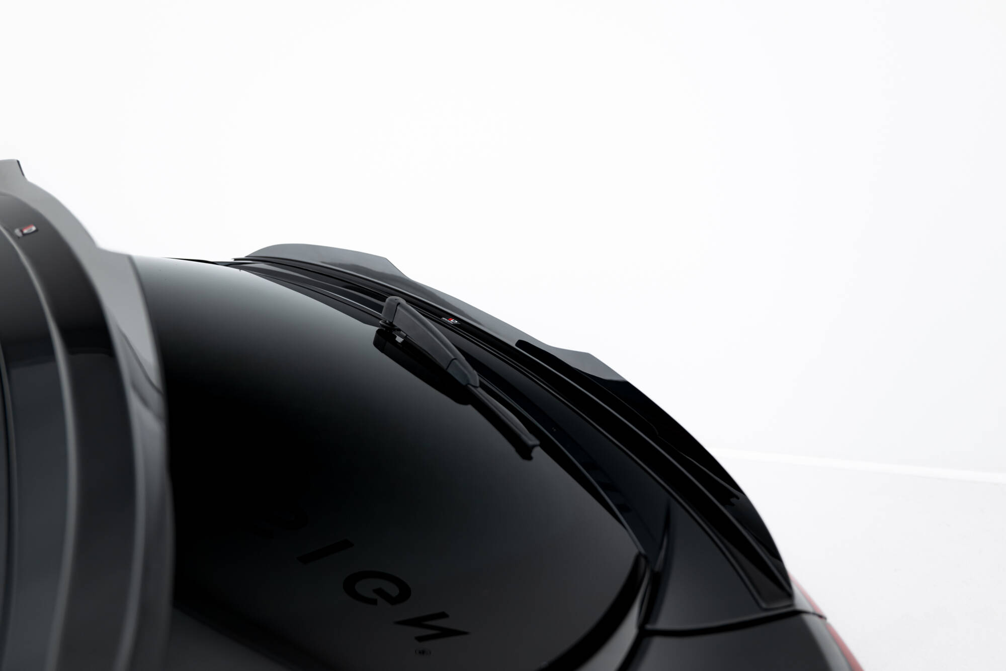 Heckspoiler Lippe unten passend für Maserati Levante GT Mk1 FL schwarz Hochglanz