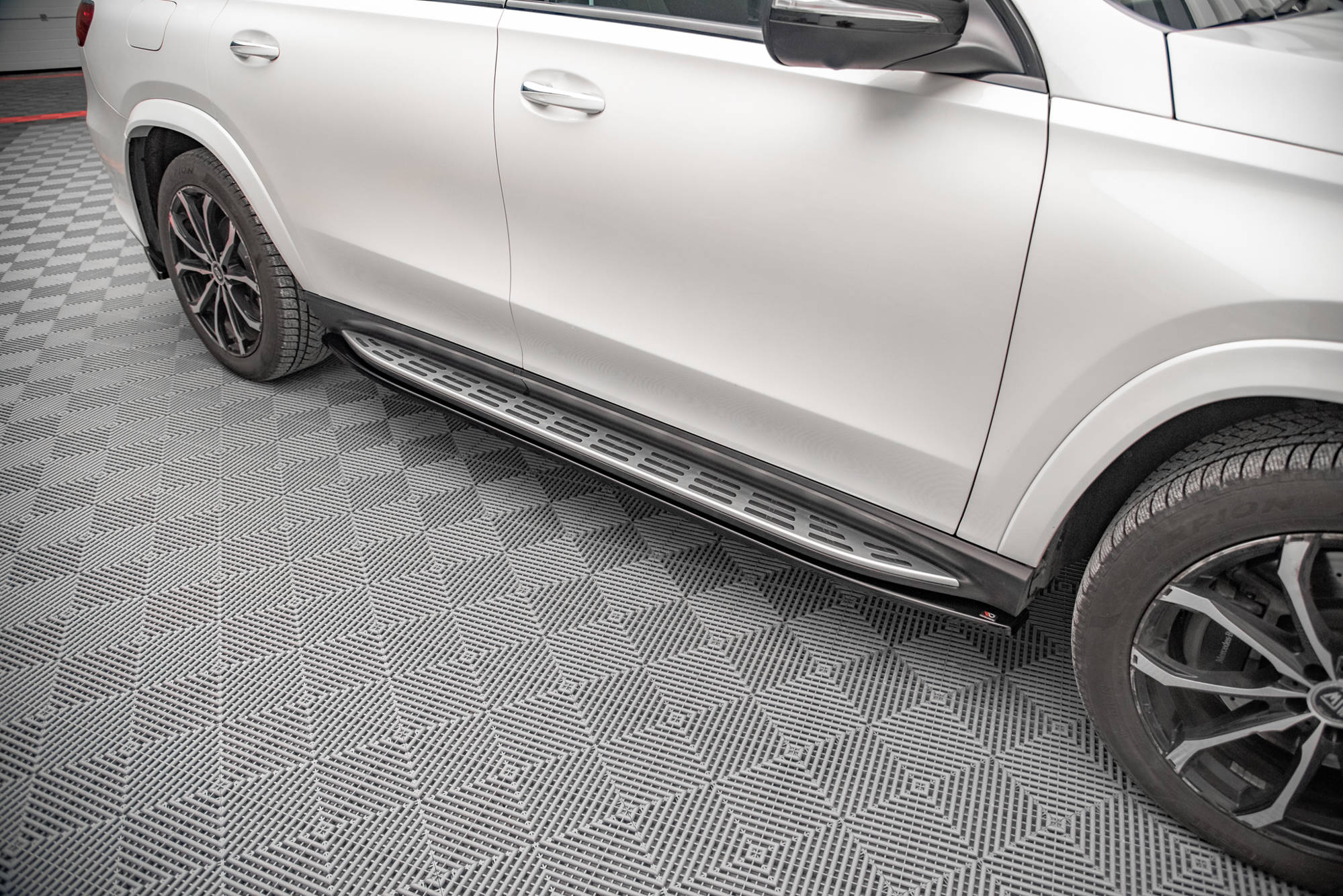 Street+ Seitenschweller Leisten passend für Mercedes GLS AMG-Line X167 Carbon Look