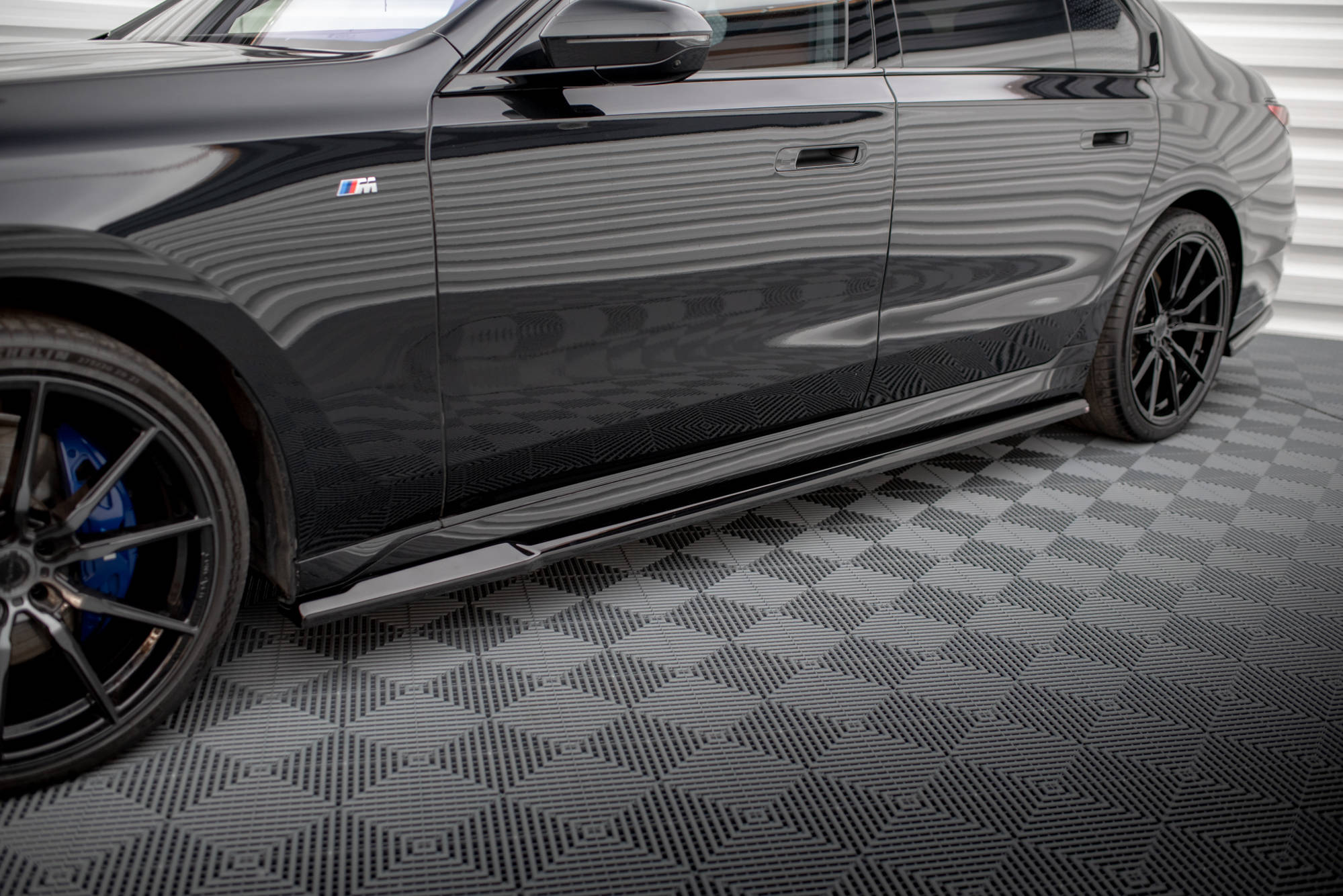 Street+ Seitenschweller Leisten passend für BMW 7 G70 schwarz Hochglanz