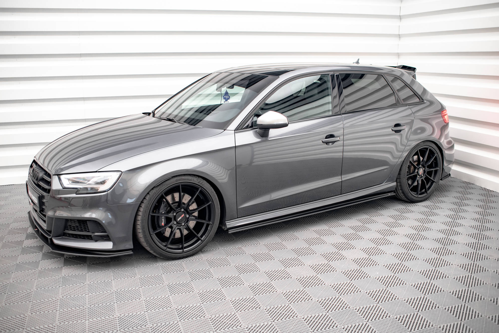 Street Pro Seitenschweller Leisten passend für Audi S3 Sportback 8V FL rot
