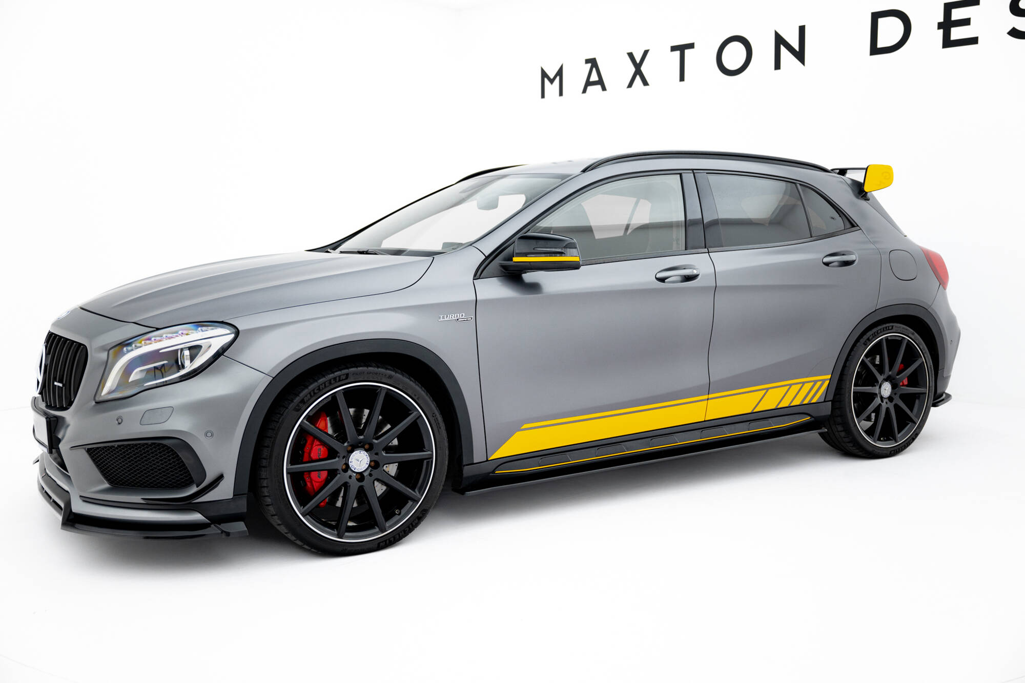 Seitenschweller Ansatz für V.1 für Mercedes-Benz GLA 45 AMG schwarz Hochglanz