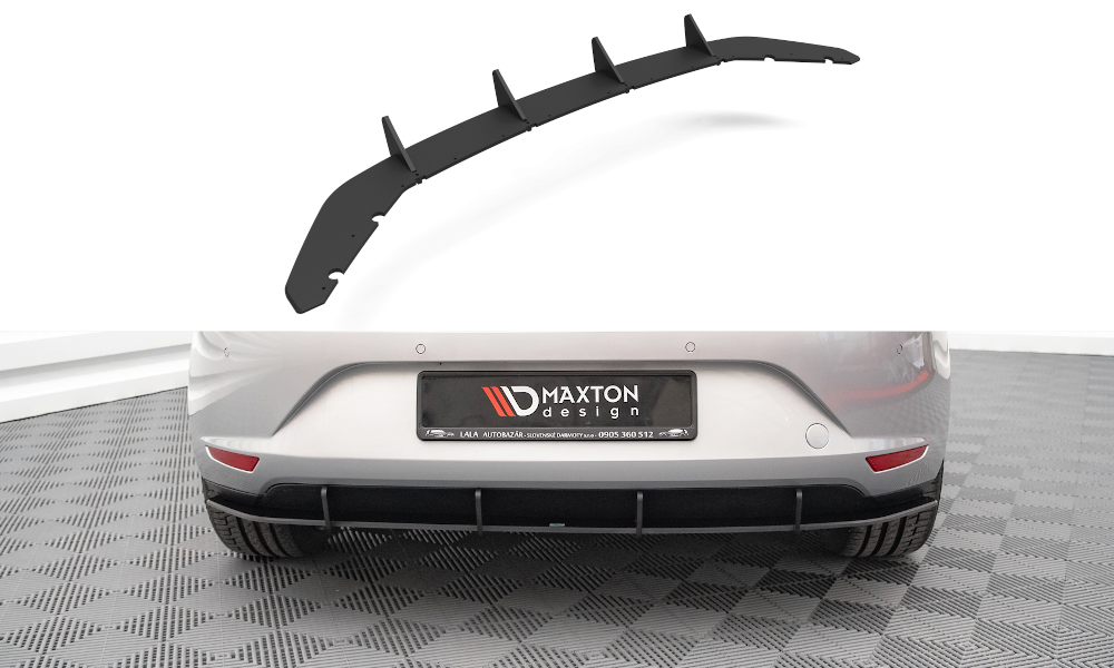 Street Pro Heckschürze Heck Ansatz Diffusor passend für Seat Leon Hatchback Mk3 schwarz-rot