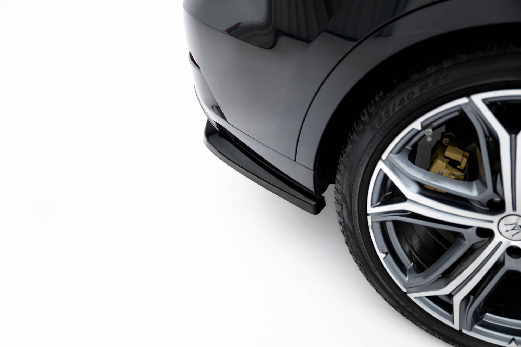 Diffusor Heckansatz passend für Maserati Levante GT Mk1 FL schwarz Hochglanz