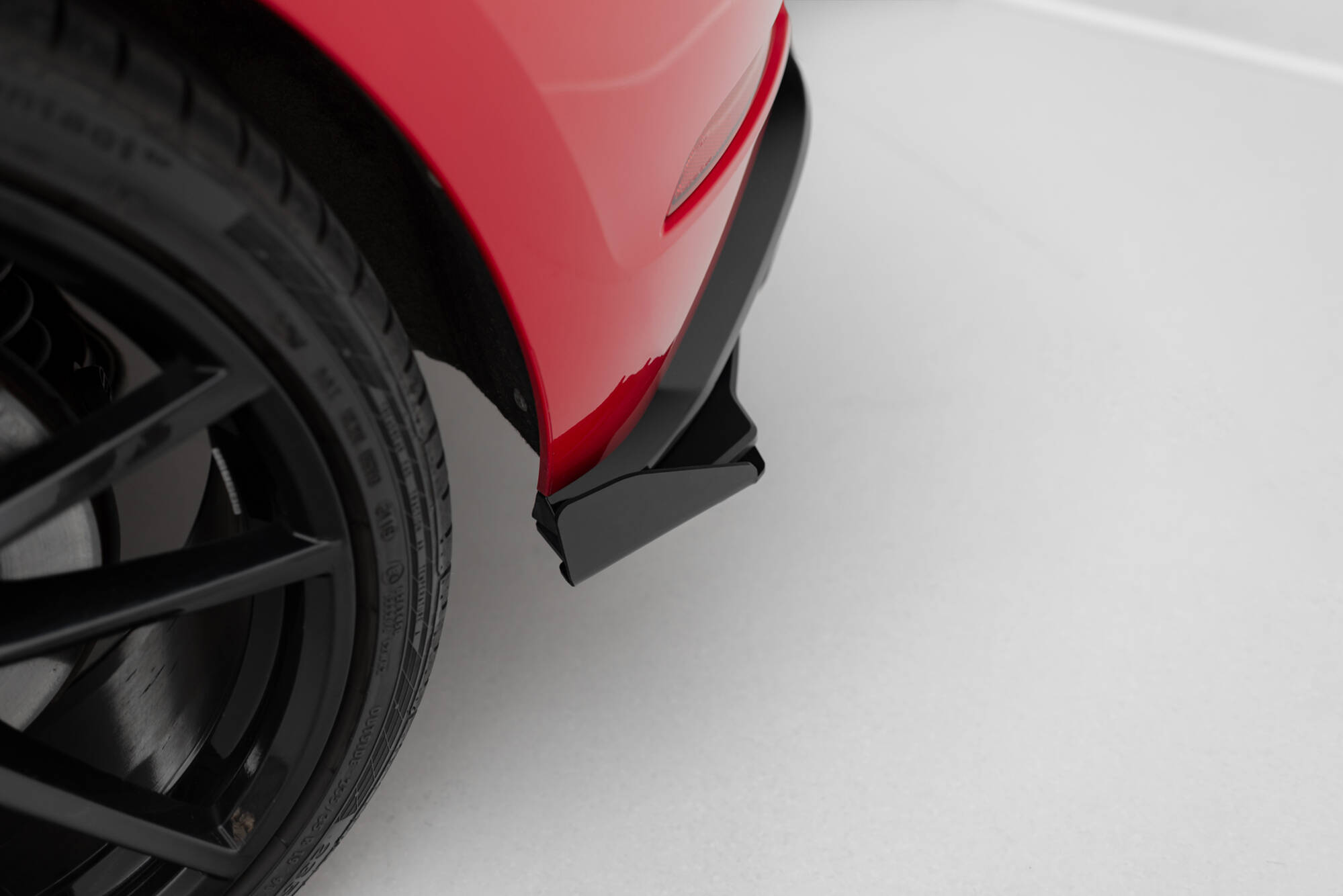 Street Pro Heck Ansatz Diffusor + Flaps passend für VW Golf 7 R FL rot+ Hochglanz Flaps