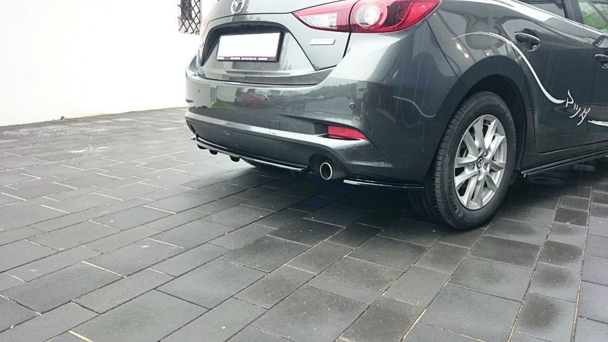 Heck Ansatz Flaps Diffusor für Mazda 3 BN Mk3 Facelift schwarz Hochglanz
