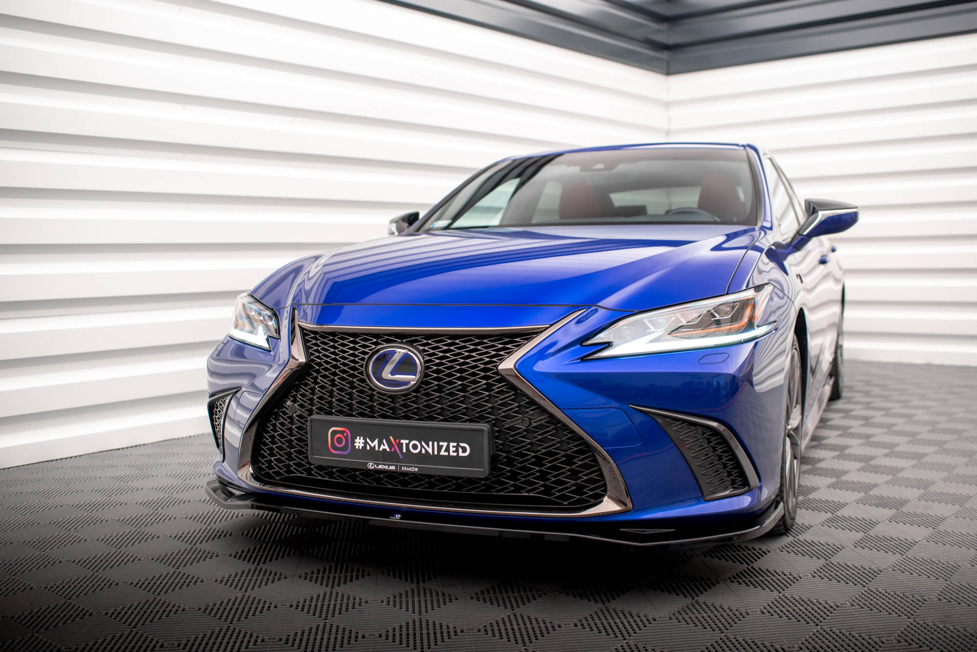 Street+ Spoilerlippe Front Ansatz V.1 passend für Lexus ES F Sport Mk7 schwarz Hochglanz