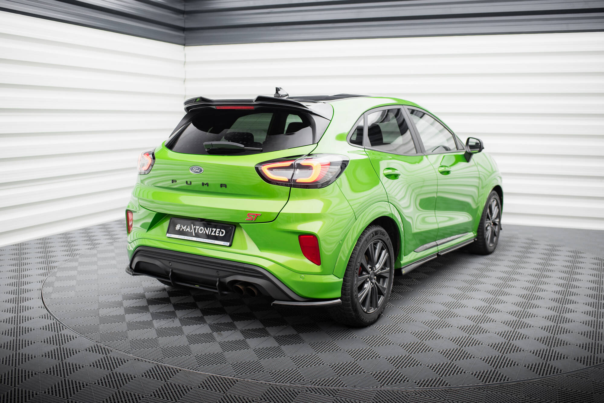 Street+ Heck Ansatz Flaps passend für Ford Puma ST Mk1 schwarz Hochglanz
