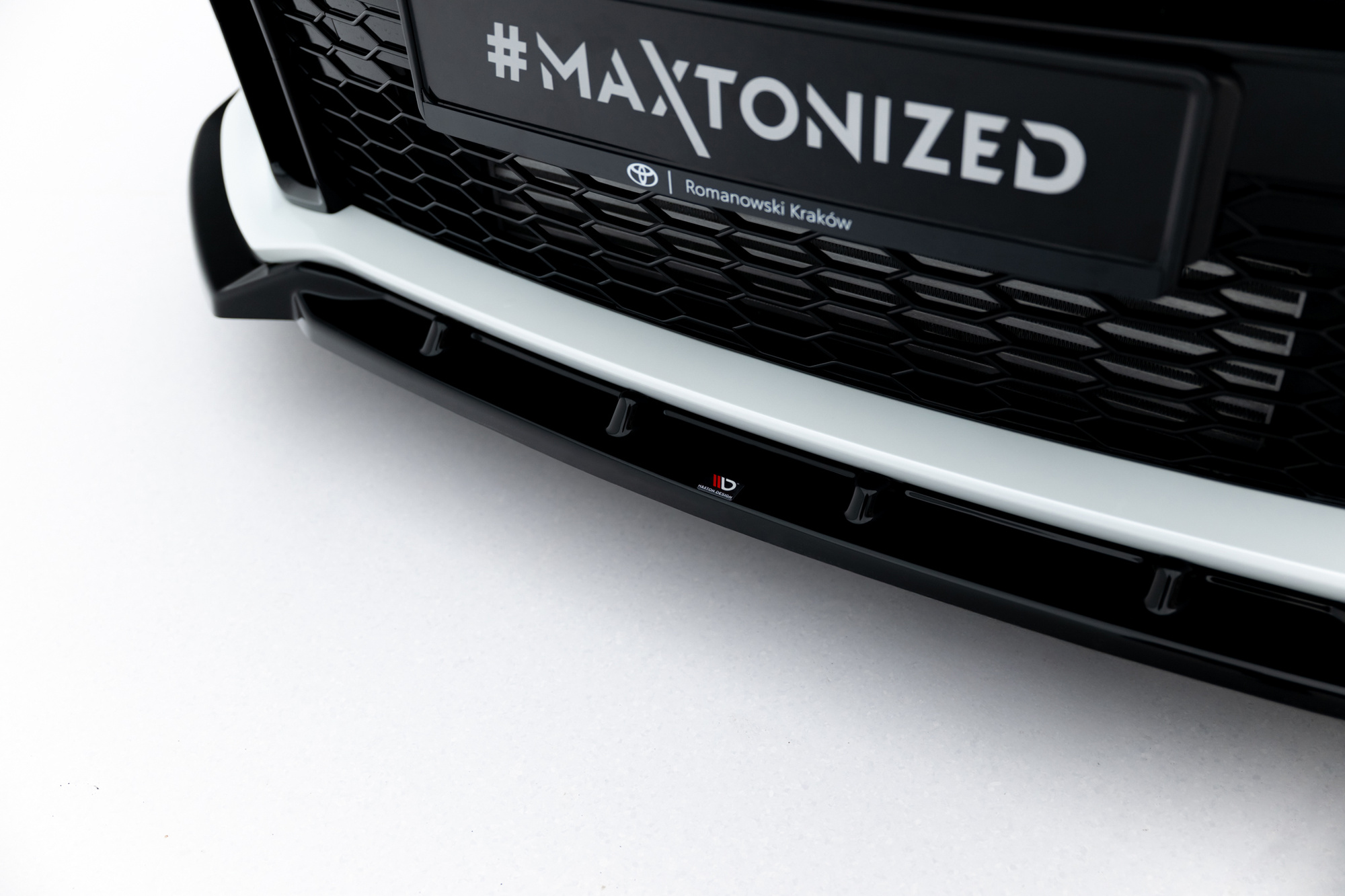 Street+ Spoilerlippe Front Ansatz V.2 + Flaps passend für Toyota GR Yaris Mk4