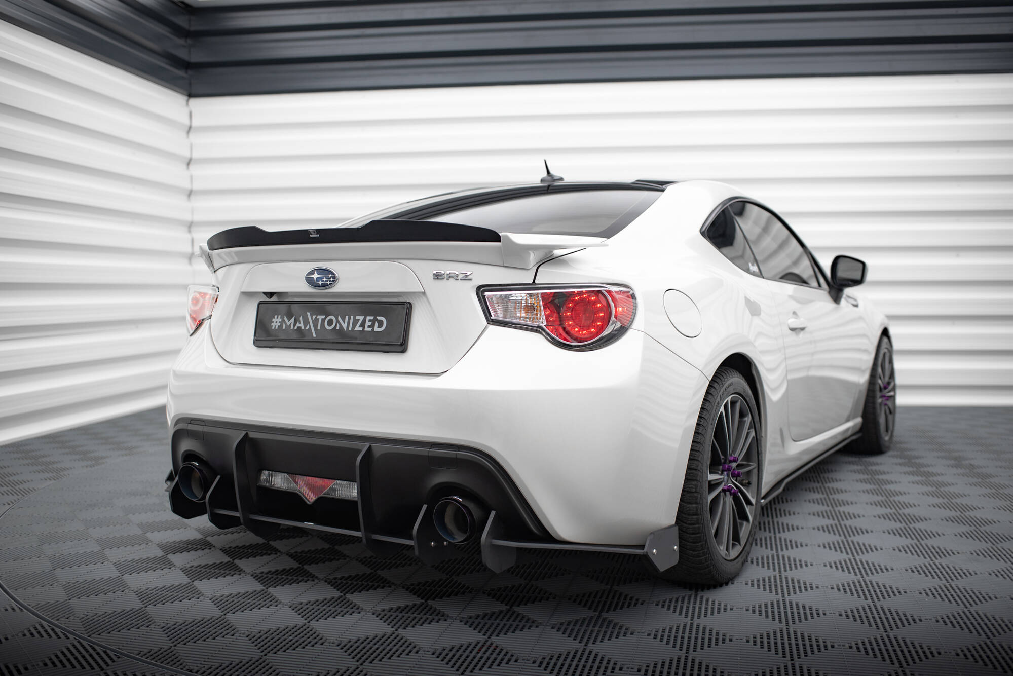 Street Pro Heckschürze Heck Ansatz Diffusor passend für Subaru BRZ Mk1 FL rot