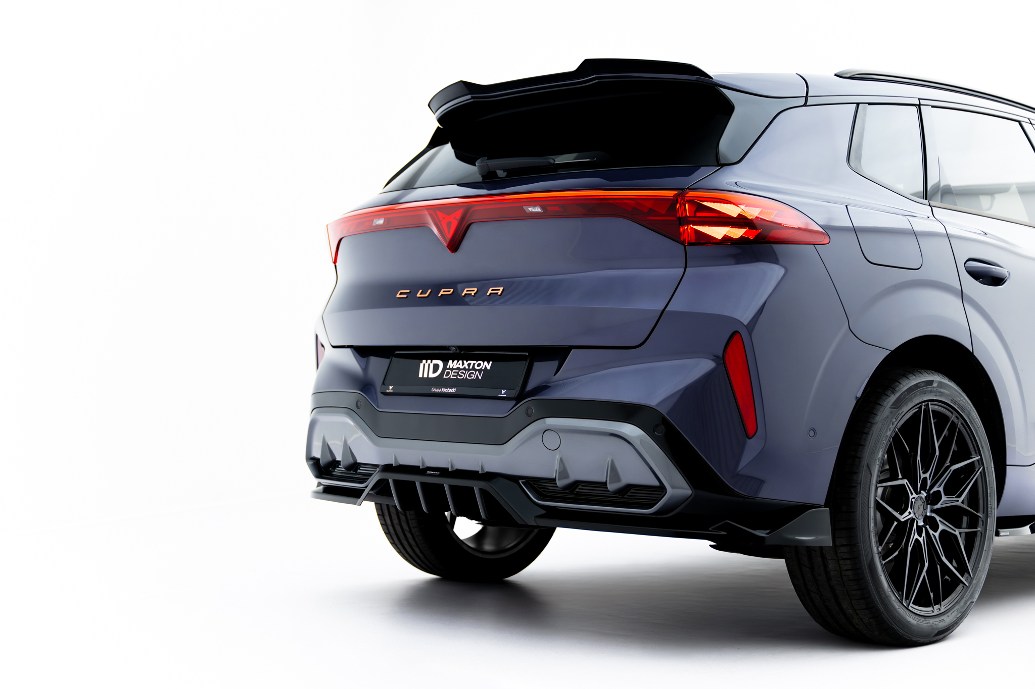 Diffusor Heckansatz V.1 passend für CUPRA Terramar Mk1 schwarz Hochglanz
