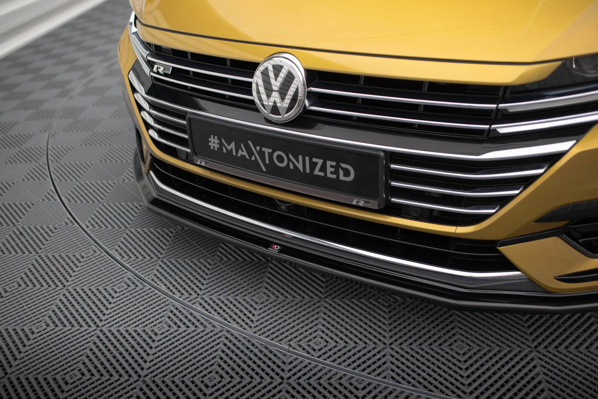 Street+ Spoilerlippe Front Ansatz V.1 passend für VW Arteon R-Line Limousine / Shooting Brake Mk1 schwarz Hochglanz