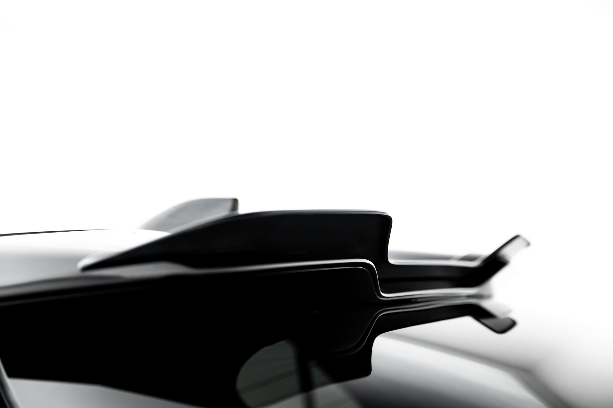Heck Spoiler Aufsatz Abrisskante passend für Toyota C-HR Mk2 schwarz Hochglanz