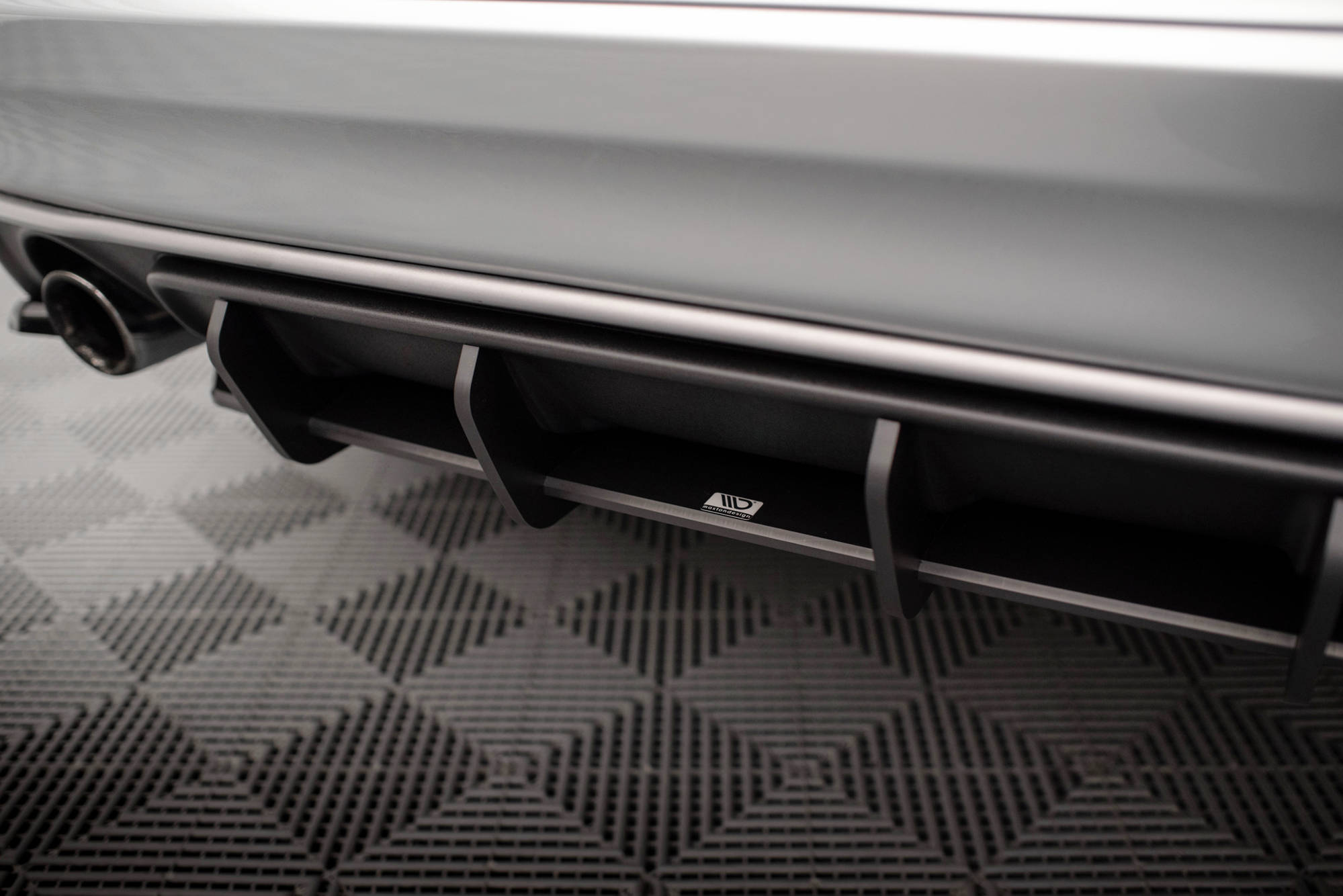 Street Pro Heckschürze Heck Ansatz Diffusor passend für Volvo XC60 R-Design Mk1 FL schwarz-rot