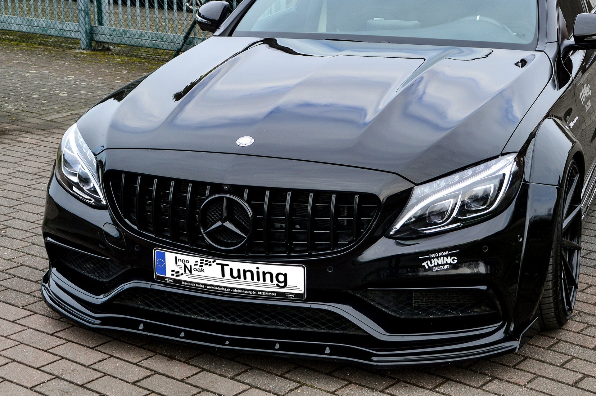 Cup Frontspoilerlippe mit Wing für Mercedes C-Klasse C63AMG W205/C205/A205/S205 Carbon Optik