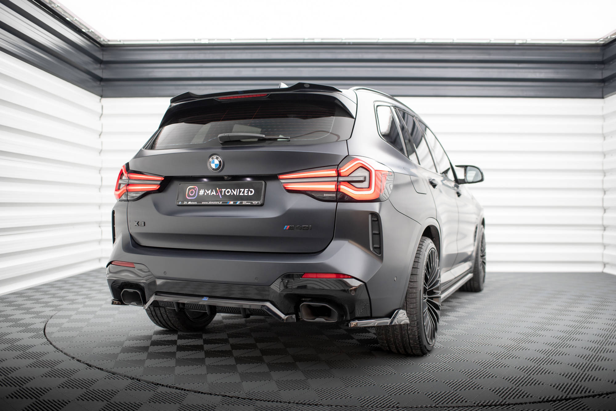 Street+ Mittlerer Diffusor RACE Heck Ansatz passend für BMW X3 M-Paket G01 FL schwarz Hochglanz
