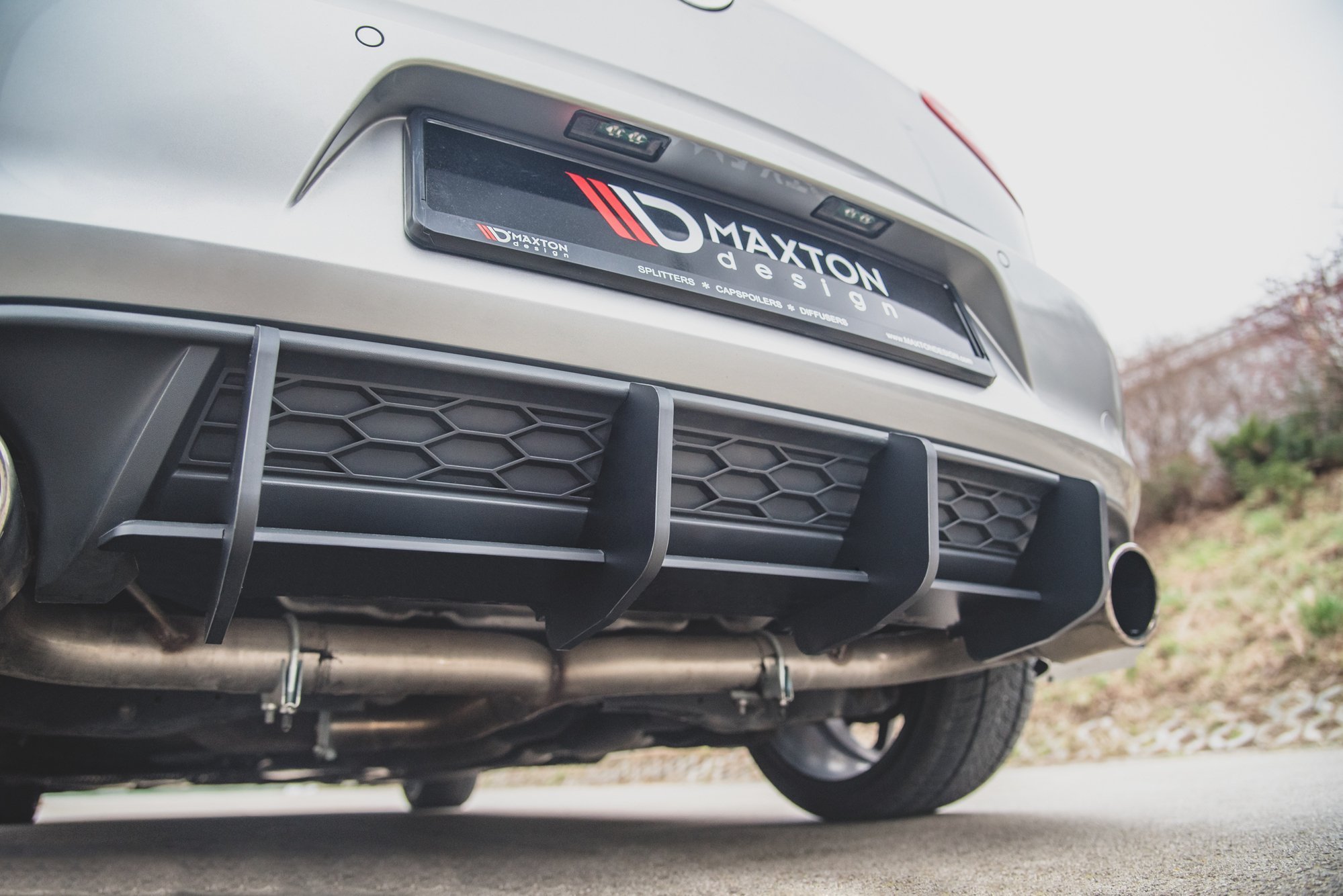 Robuste Racing Heckschürze V.2 für VW Golf 7 GTI
