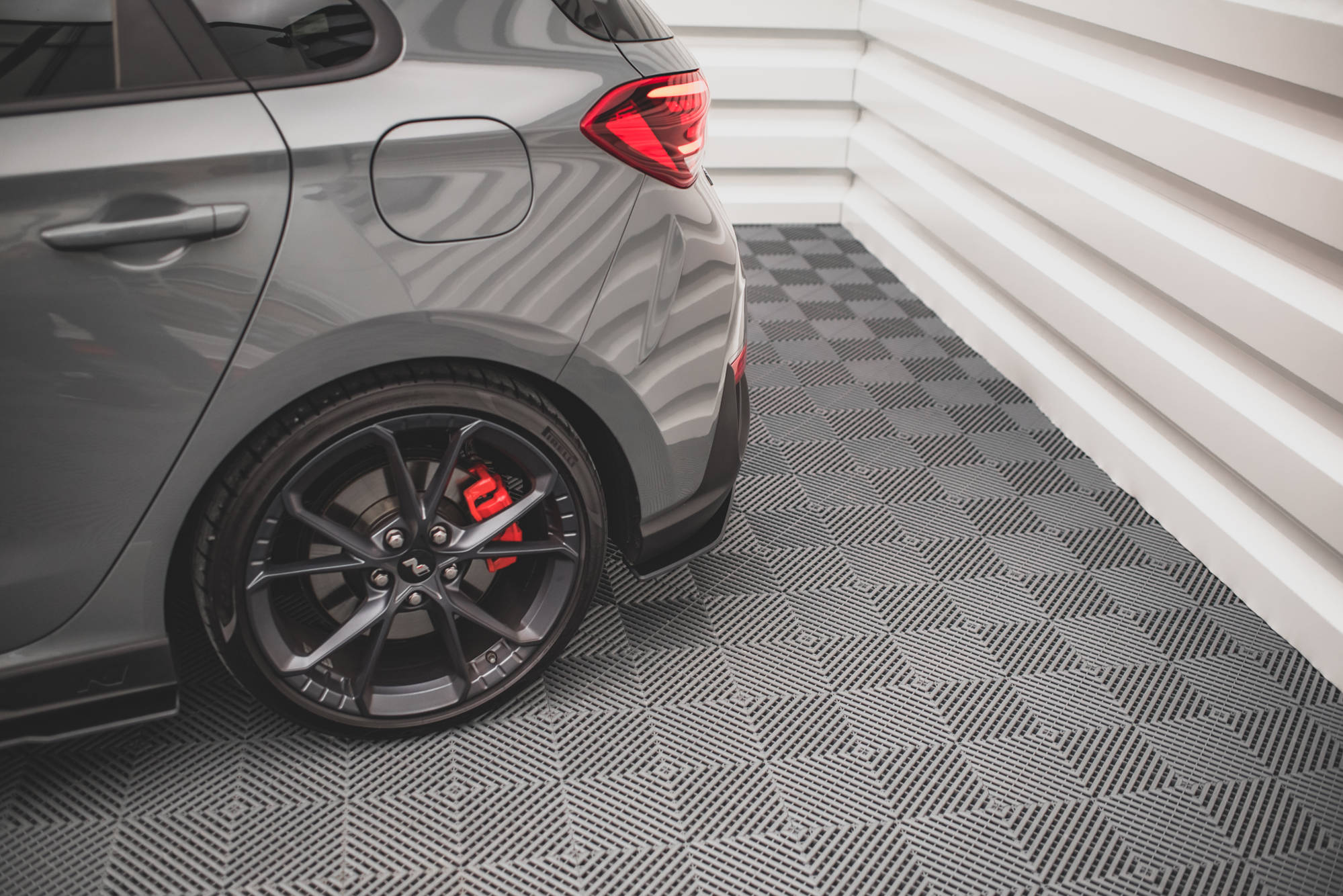Street Pro Heck Ansatz Flaps passend für Hyundai I30 N Hatchback Mk3 FL rot