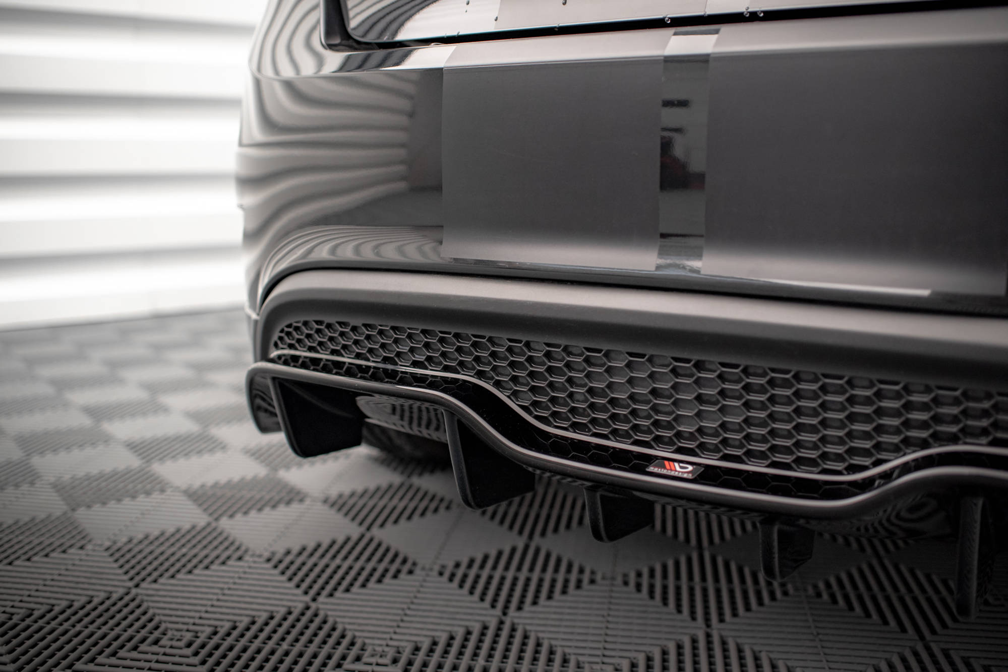 Street+ Heck Ansatz Diffusor passend für Ford Fiesta ST 5-Türige version Mk7 FL schwarz Hochglanz