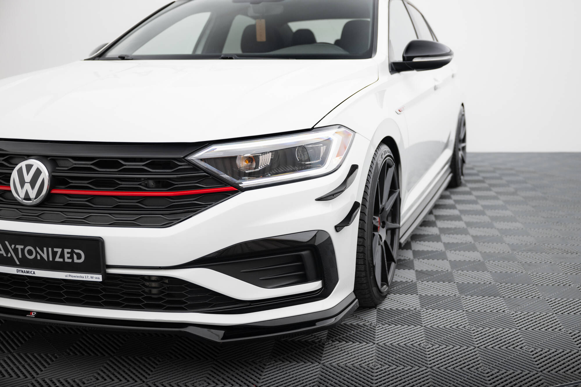 Stoßstangen Flaps Wings vorne Canards passend für VW Jetta GLI Mk7