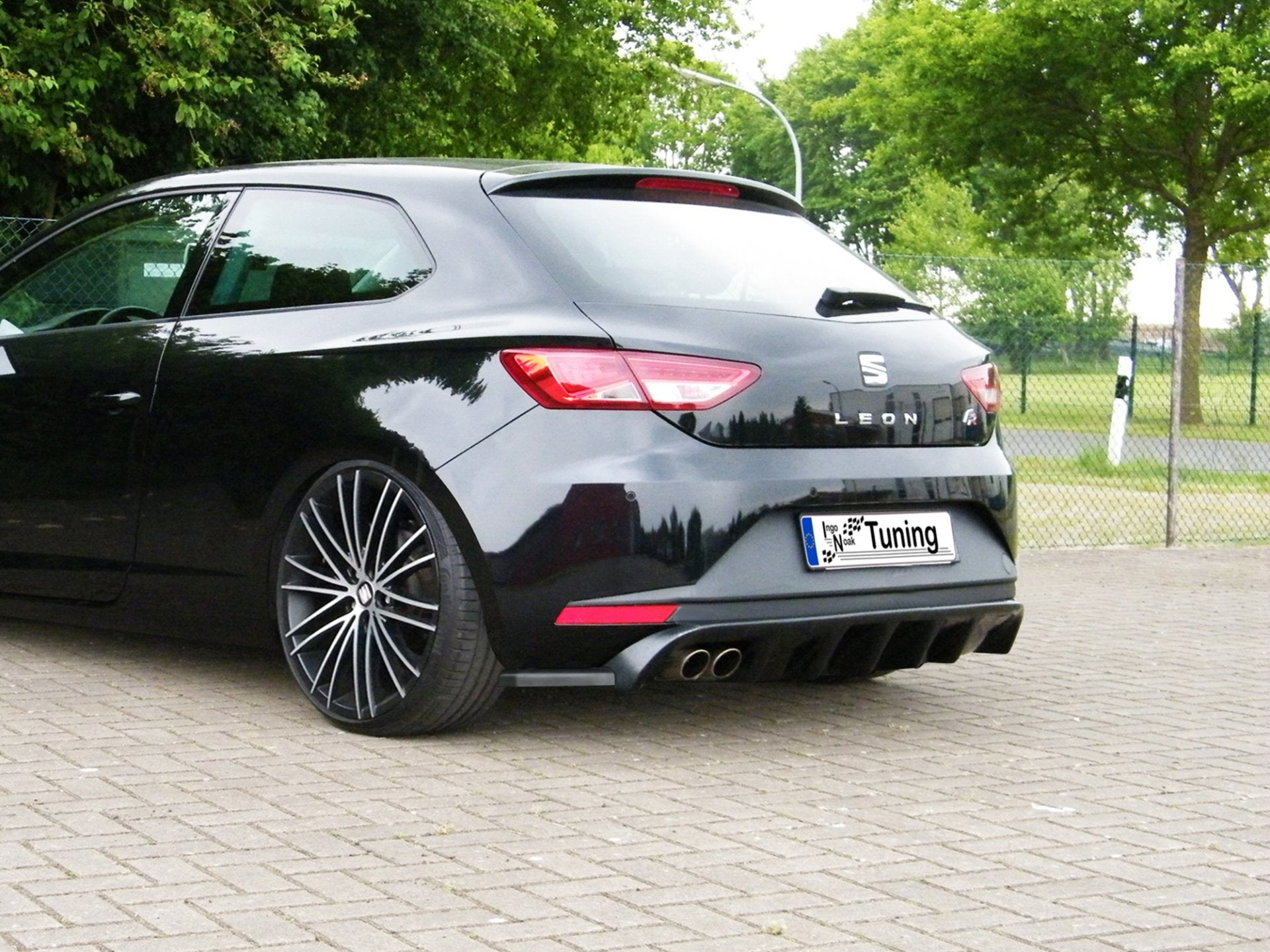 Heckansatz inkl. Heckdiffusor 3 tlg. für Seat Leon 3 5F Schwarz Matt