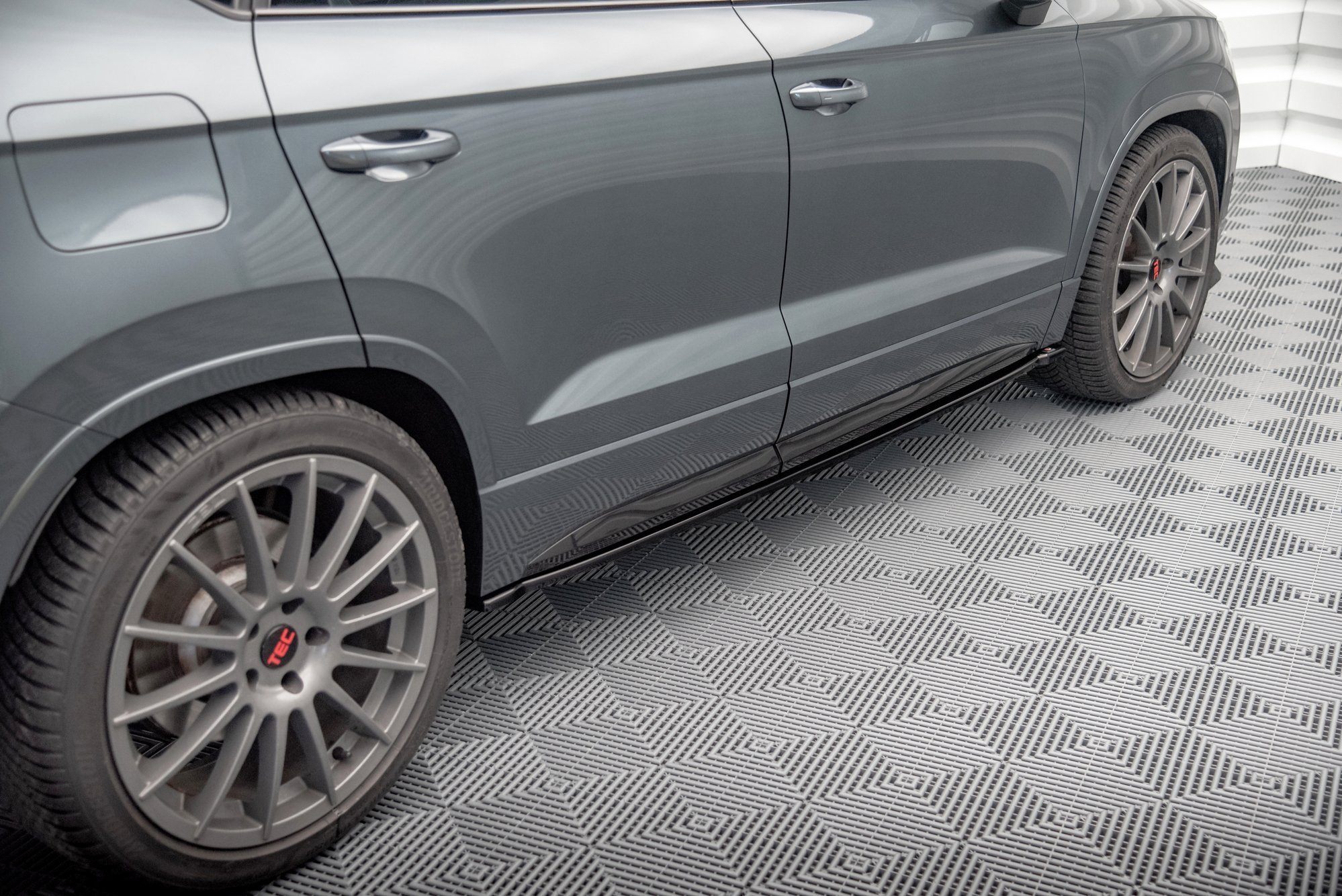 Seitenschweller Ansatz Paar passend für CUPRA Ateca Mk1 / Mk1 FL schwarz Hochglanz