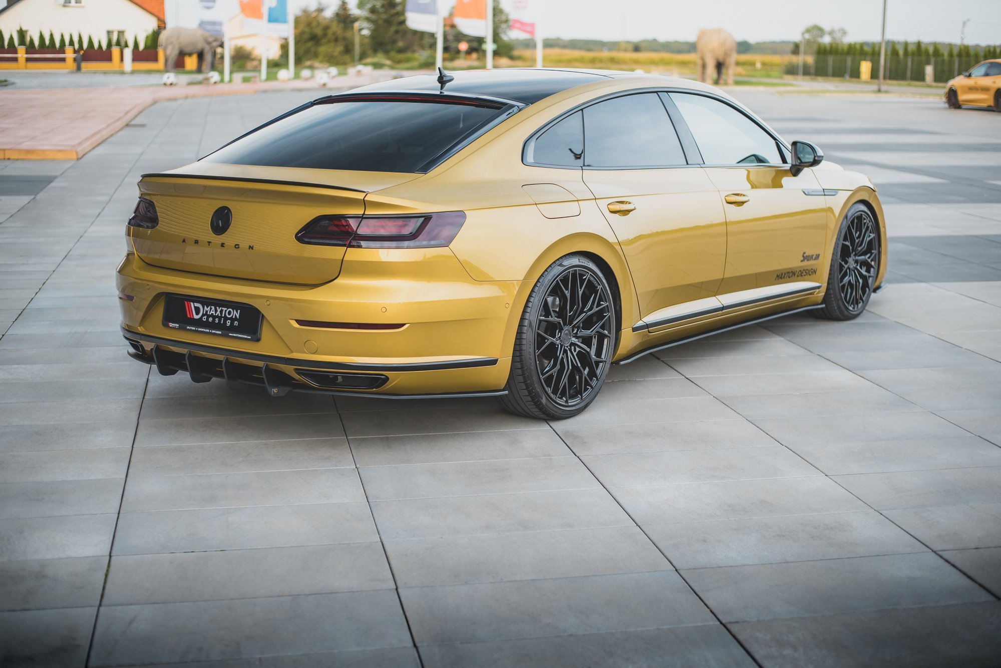 Street Pro Heck Ansatz Diffusor passend für VW Arteon R-Line schwarz-rot