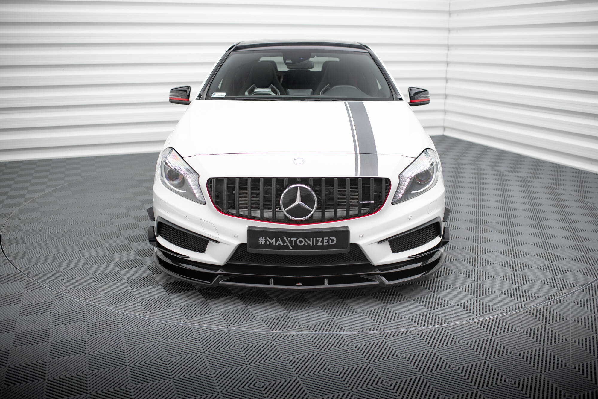 Street+ Spoilerlippe Front Ansatz V.3 passend für Mercedes A45 AMG W176 schwarz Hochglanz