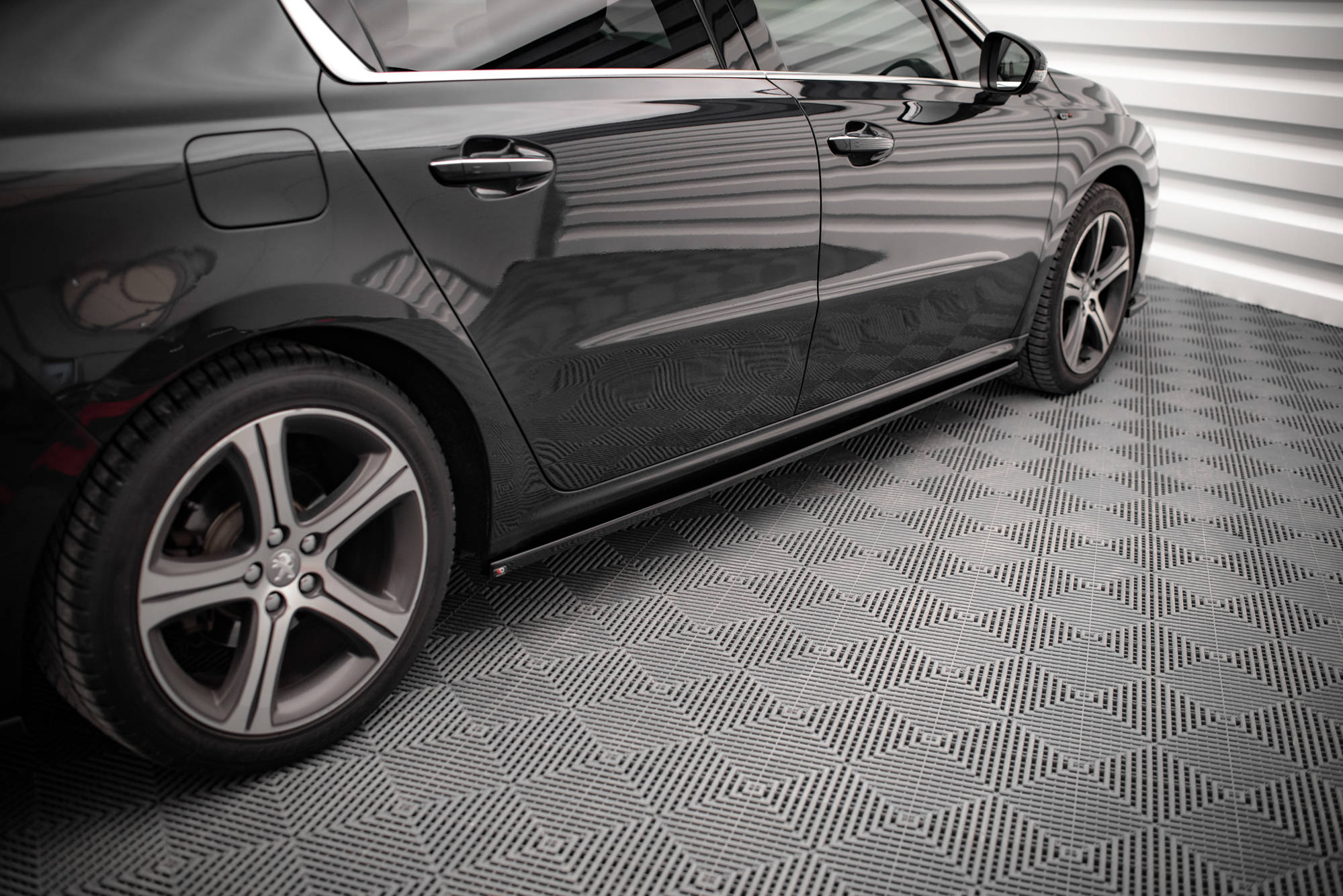 Street+ Seitenschweller Leisten passend für Peugeot 508 GT Mk1 FL schwarz Hochglanz