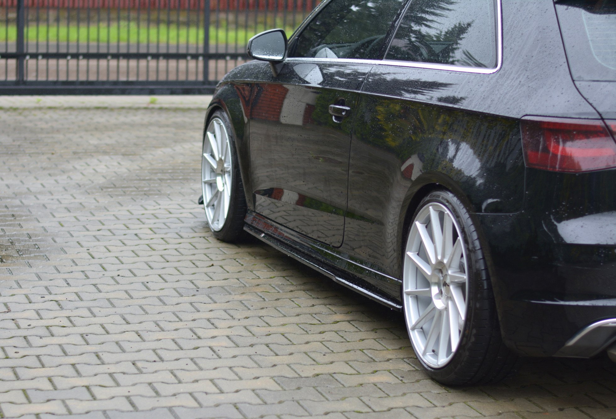 Seitenschweller Ansatz für Audi S3/A3 S-Line Hatchback 8V/8V Facelift schwarz Hochglanz