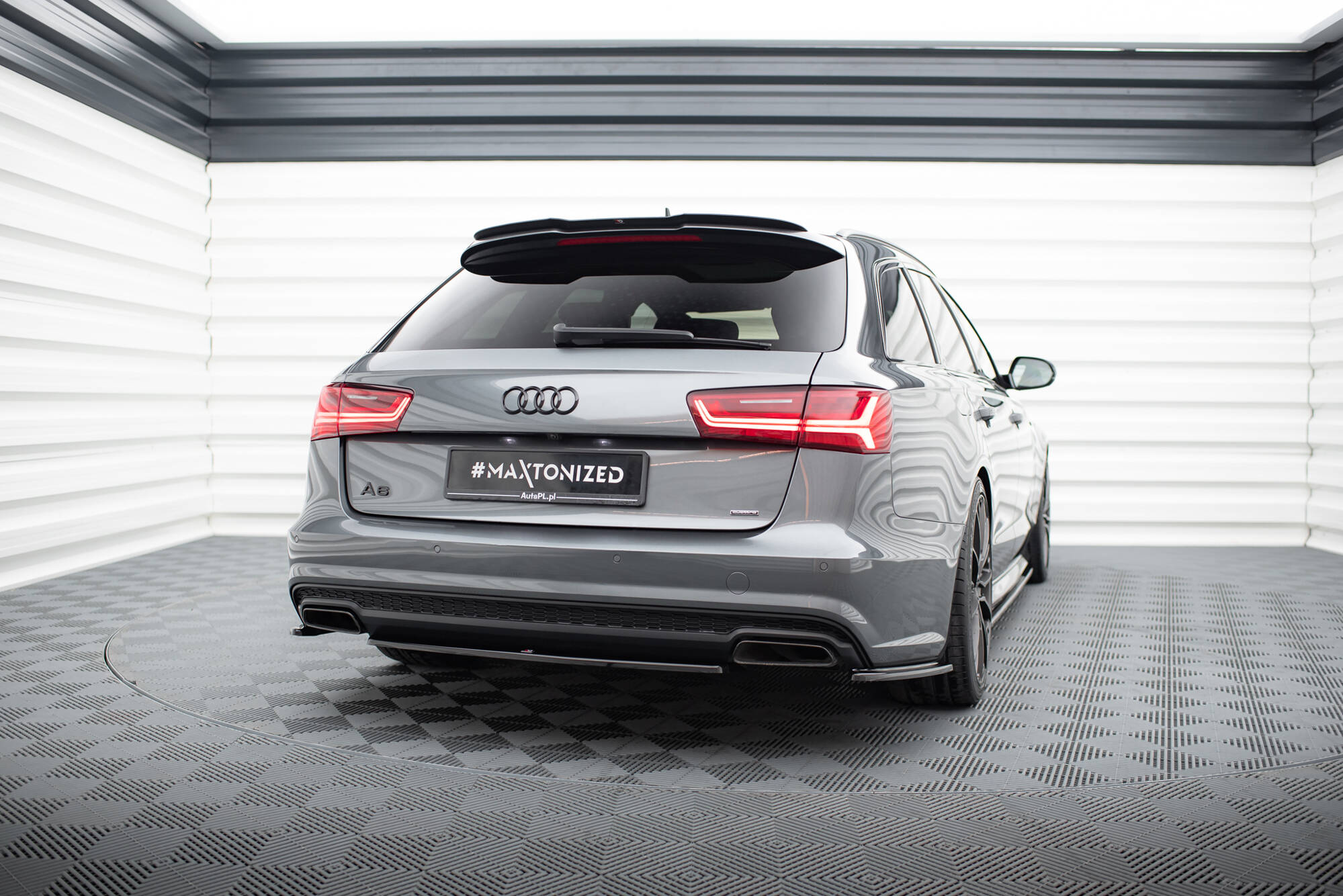 Heck Ansatz Flaps Diffusor V.1 für Audi A6 / A6 C7 S-line/ S6 C7 Facelift schwarz Hochglanz
