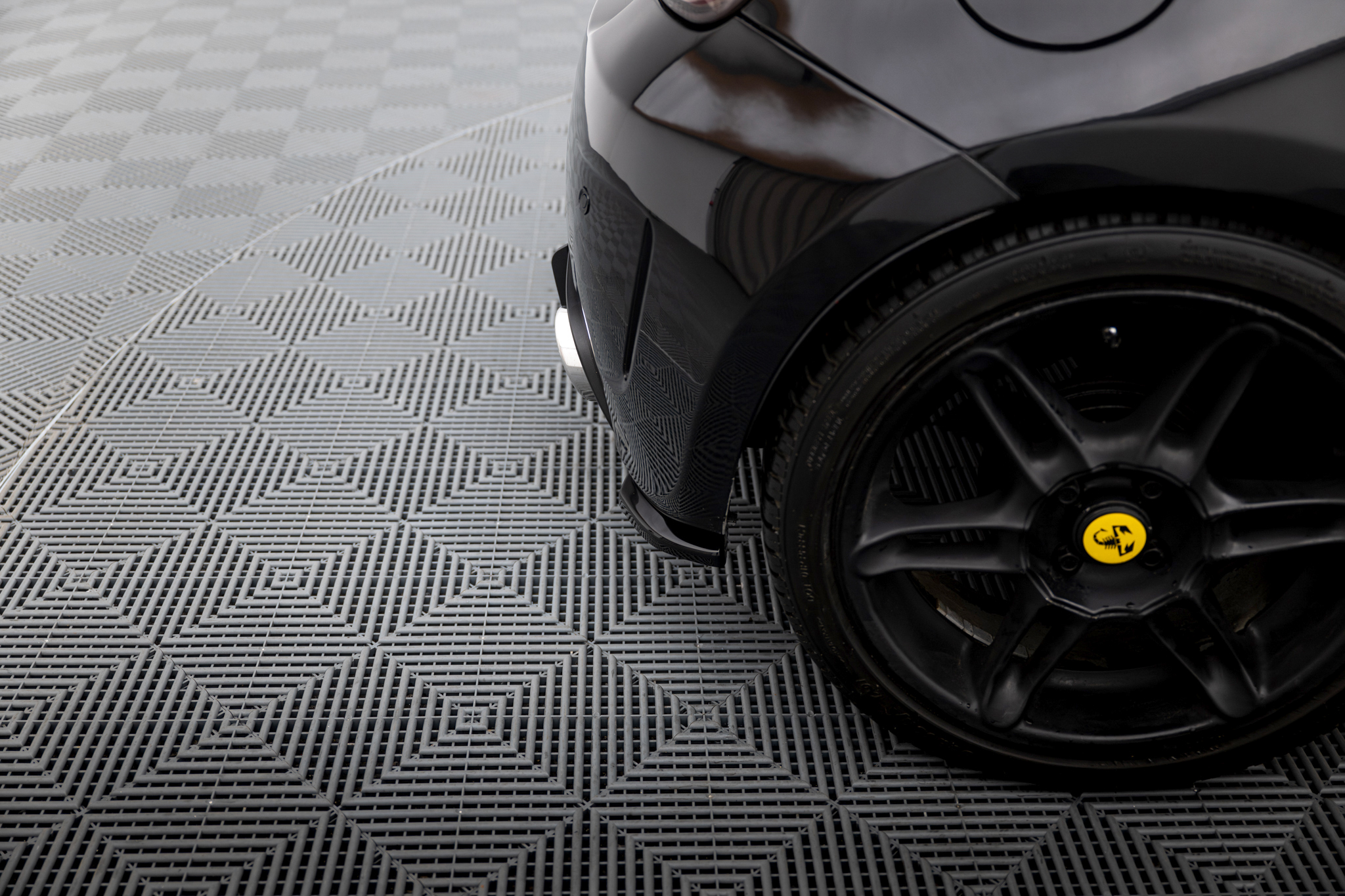 Diffusor Flaps V.2 passend für ABARTH 500 Mk1 schwarz Hochglanz