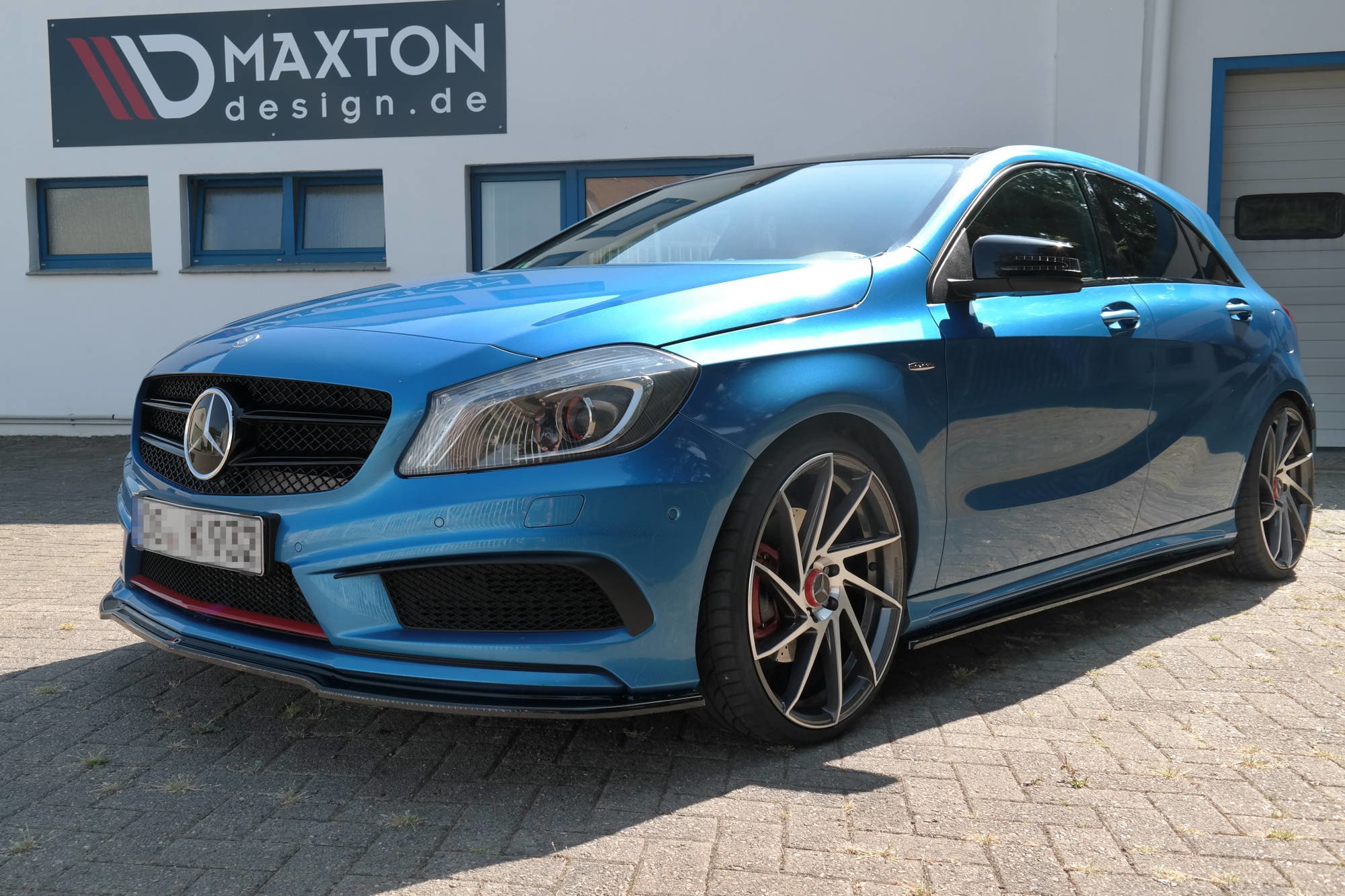 Street+ Seitenschweller Leisten passend für Mercedes A AMG-Line W176 schwarz Hochglanz