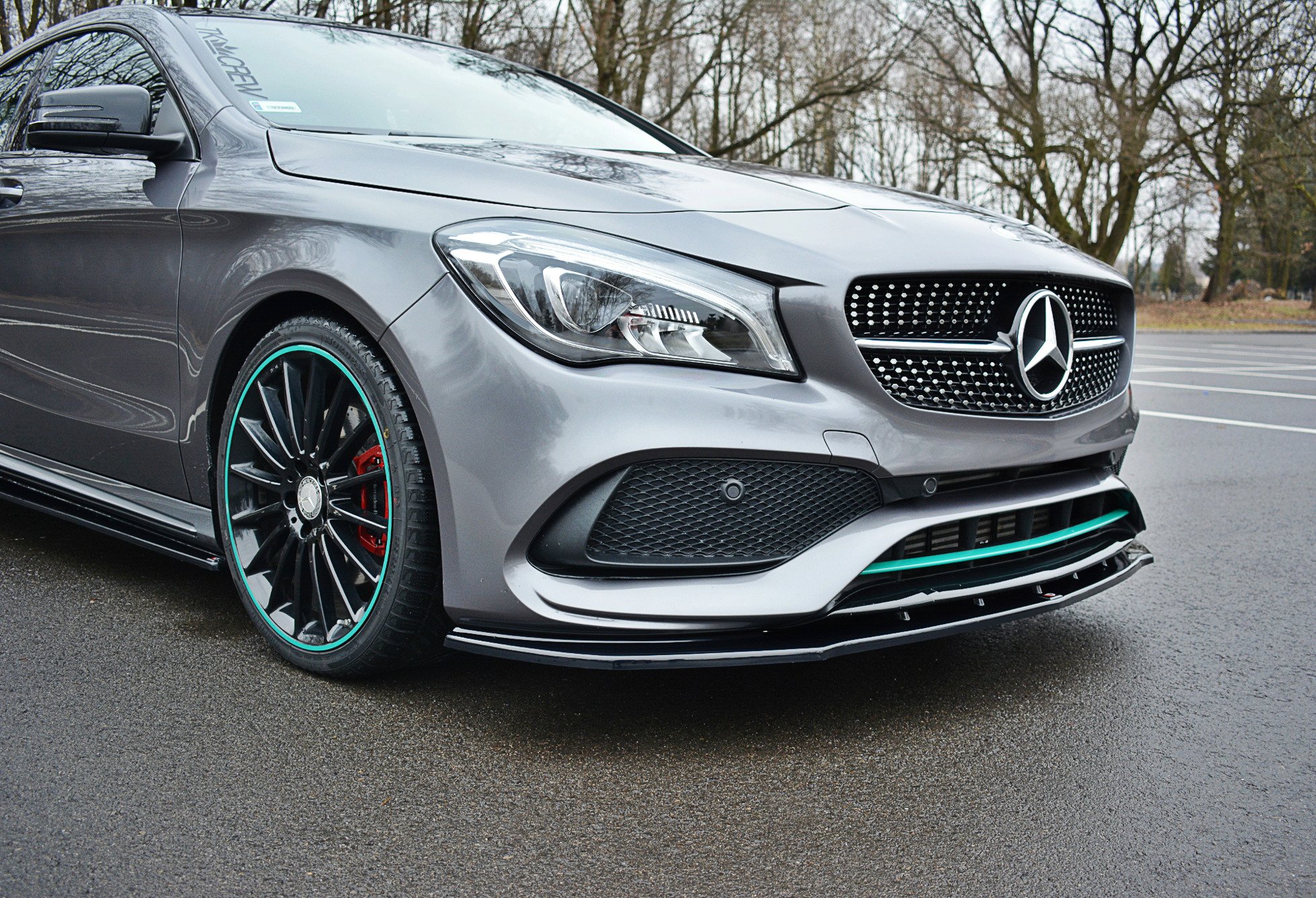 Front Ansatz V.1 für Mercedes CLA C117 AMG-LINE FACELIFT schwarz Hochglanz