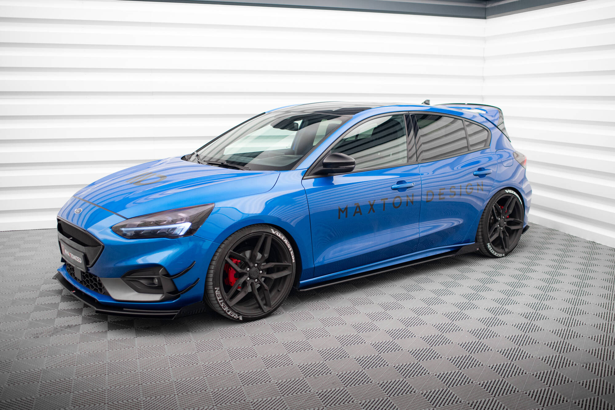 Seitenschweller Flaps für Ford Focus ST / ST-Line Mk4 schwarz Hochglanz