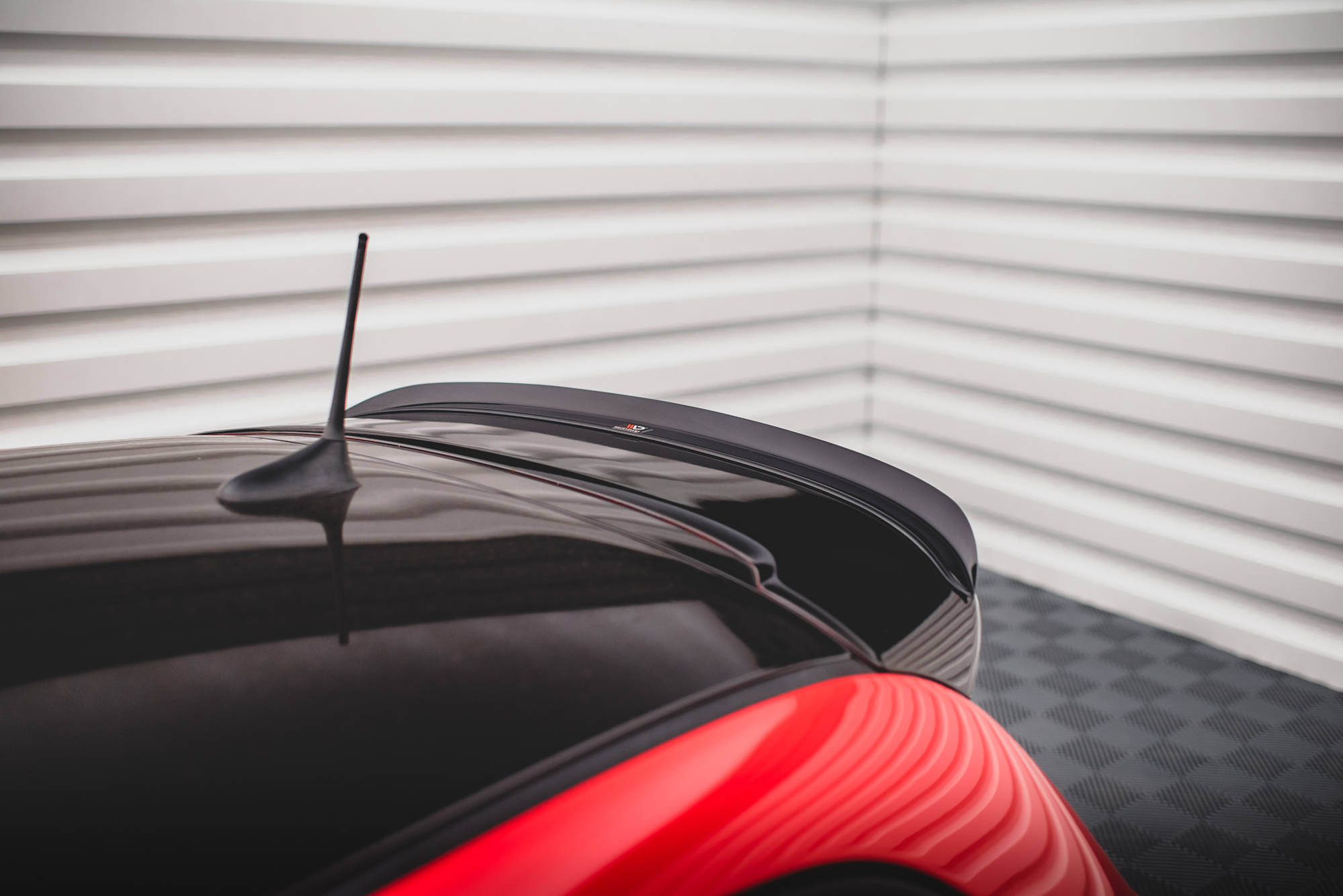 Heckspoiler Lippe passend für ABARTH 595 Mk1 FL schwarz Hochglanz